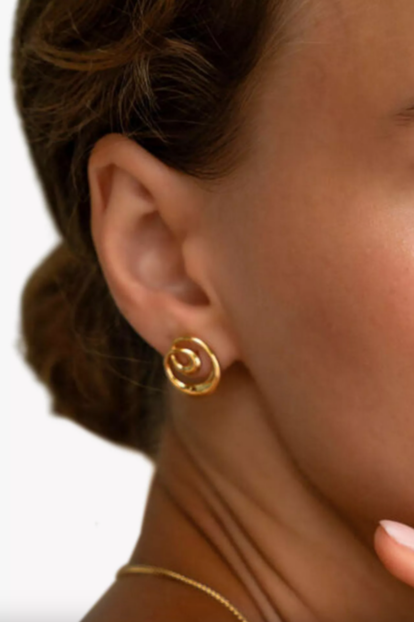 Dalia Twist Gold Stud Earrings