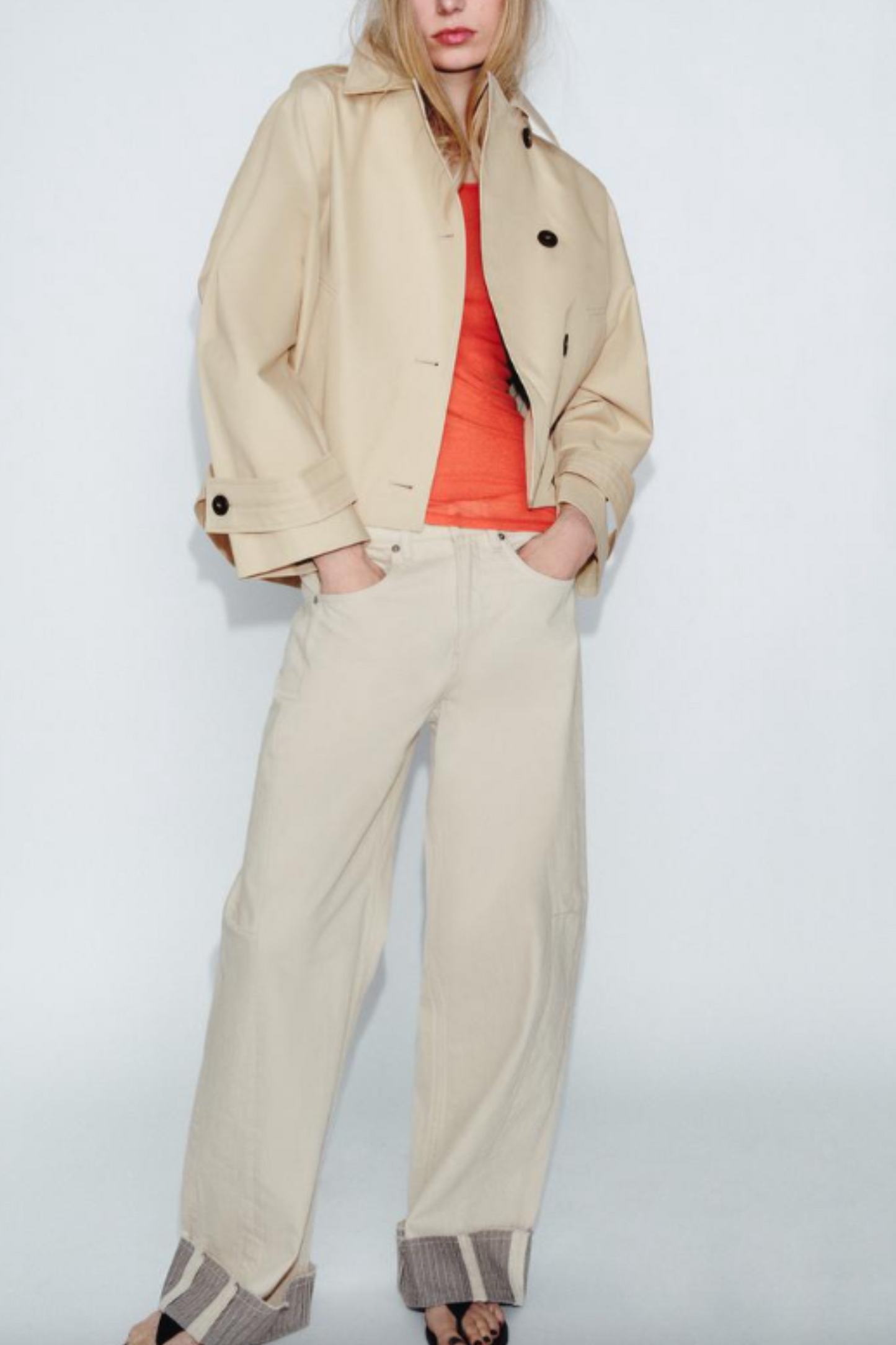 Short Water-repellent Trench Coat