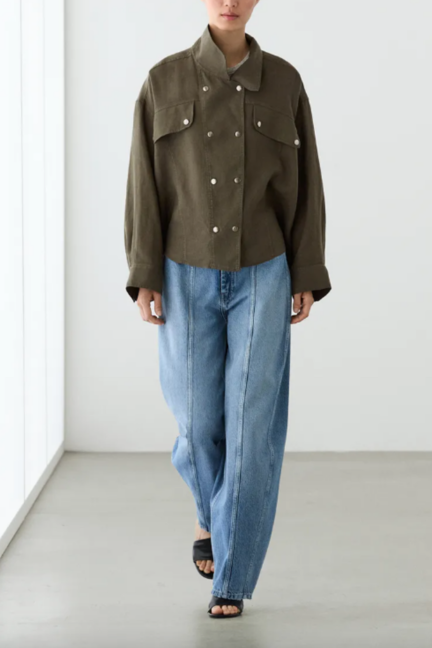 100% Linen Shirt with Snap Button Detail