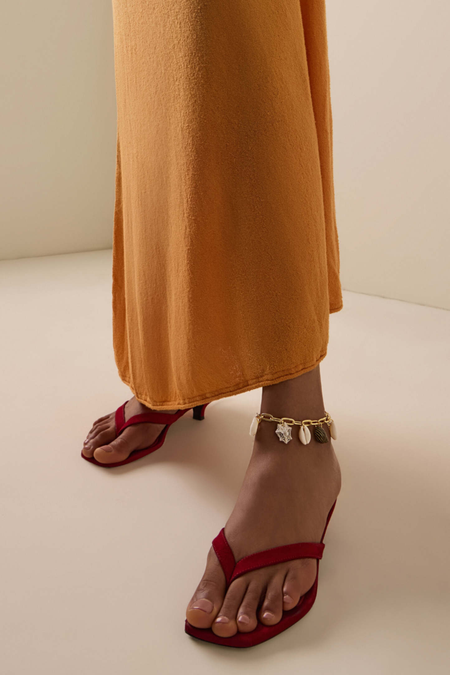 Exclusive La Isla Nizie Shell Anklet
