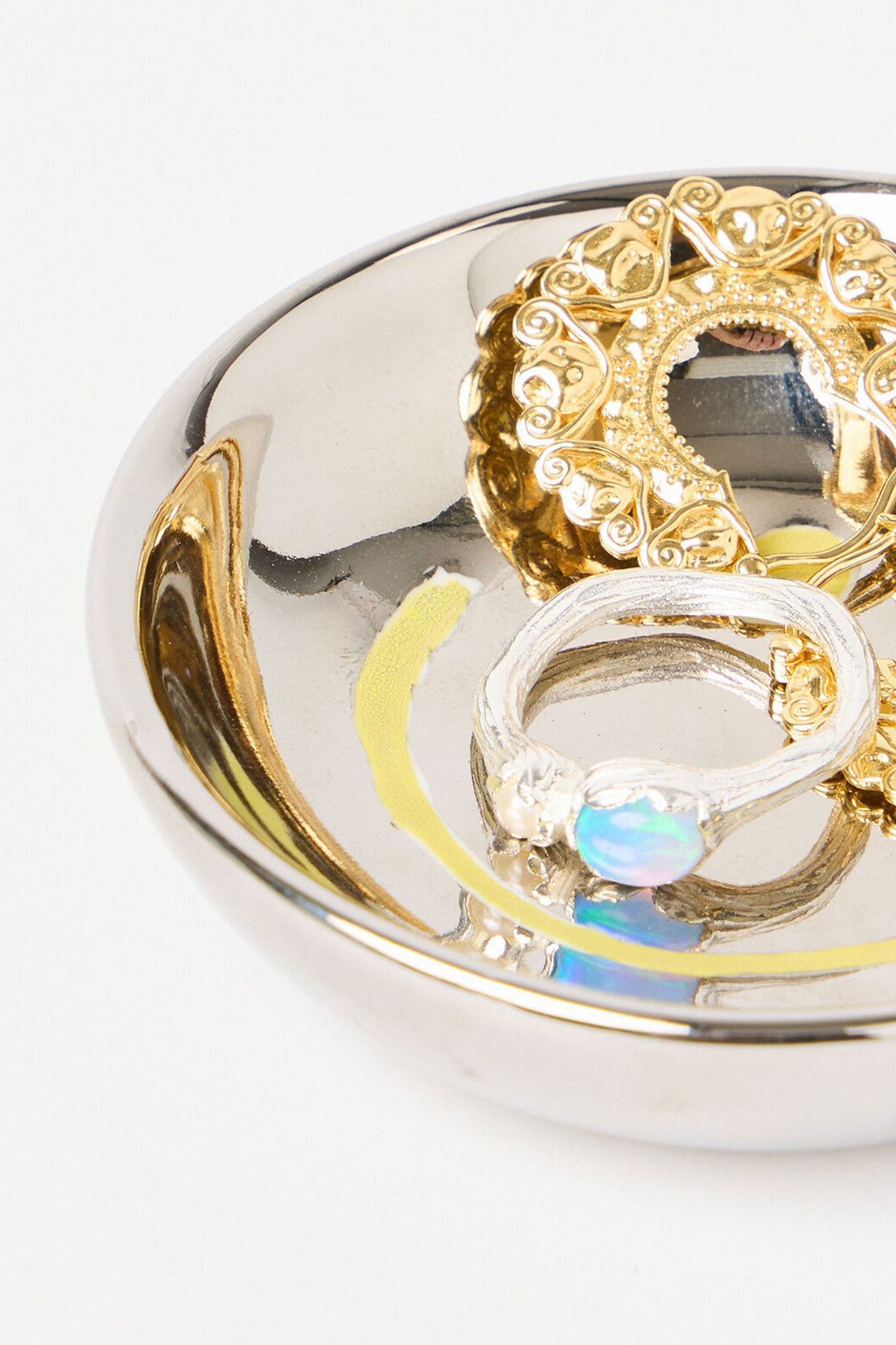 Smiley Face Ceramic Chrome Ring Dish