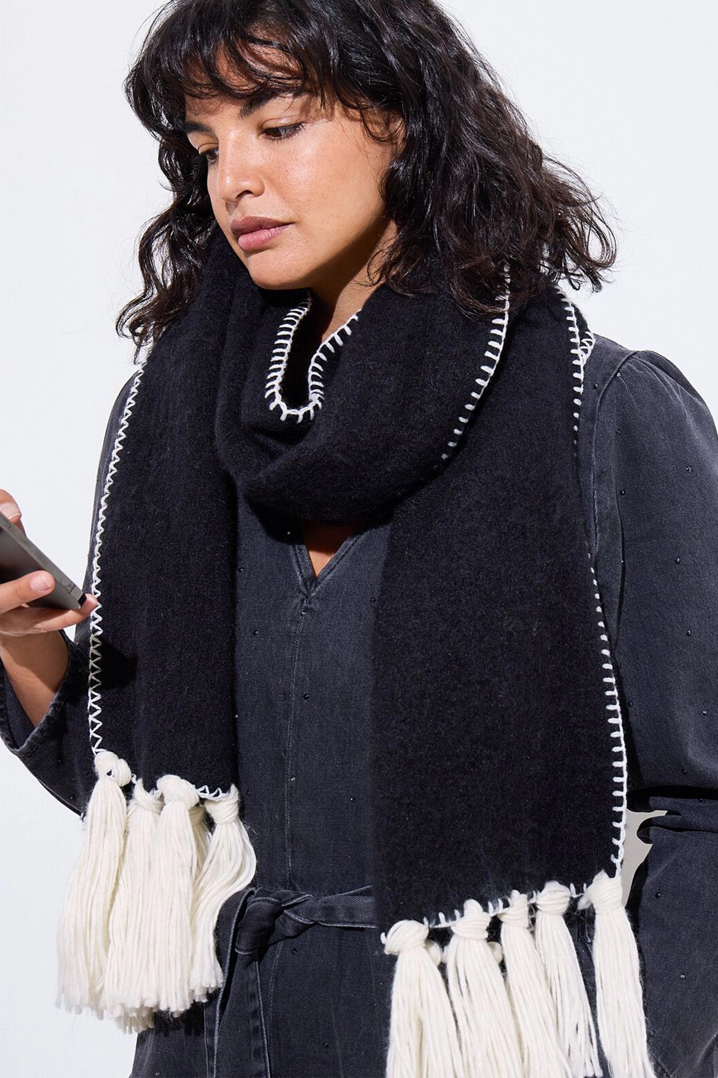 Black Blanket Stitch Chunky Scarf