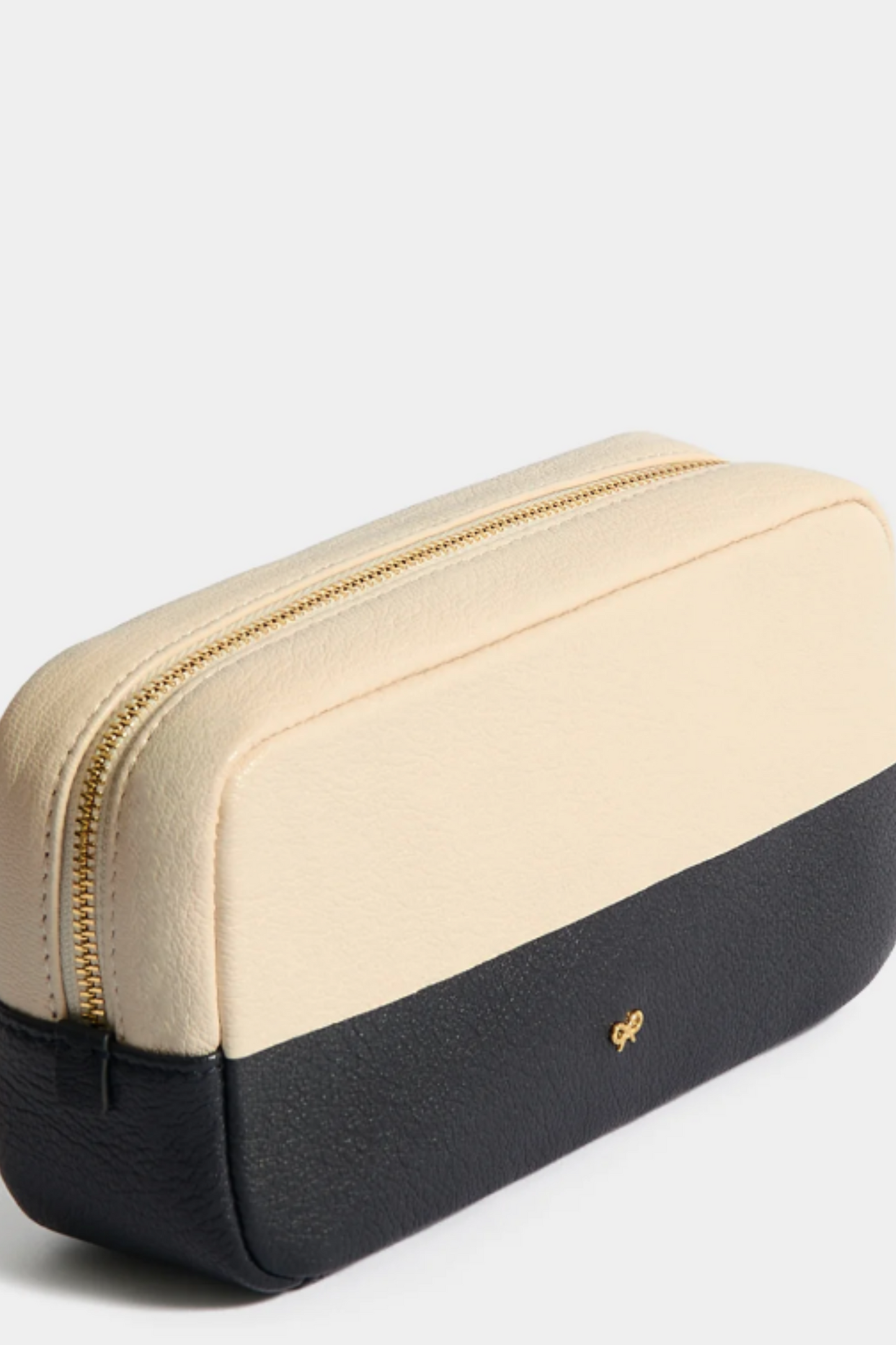 Anya Brands British Airways Concorde Pouch