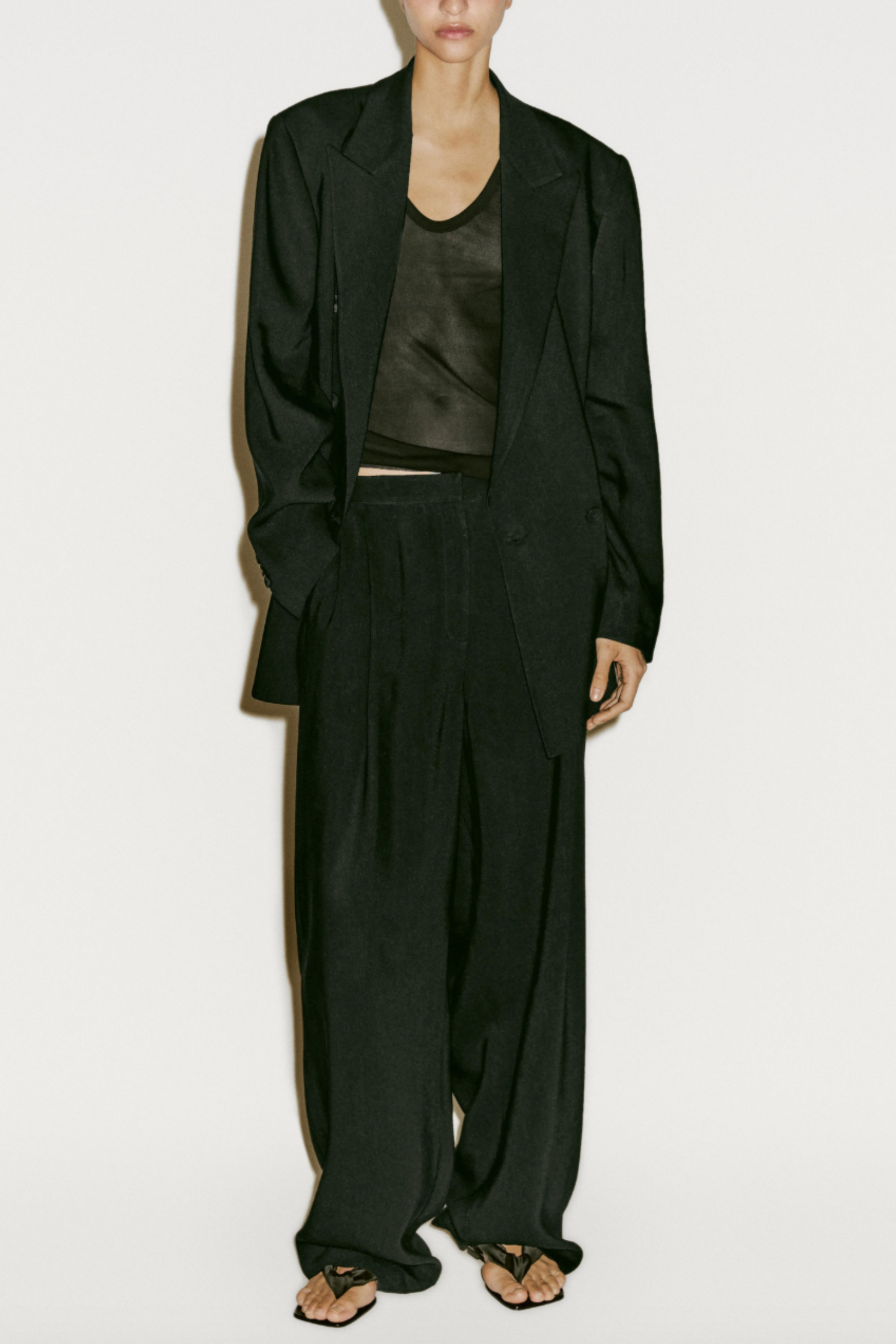 Double-breasted Linen Blend Blazer and Darted Suit Trousers Set - Limited Edition