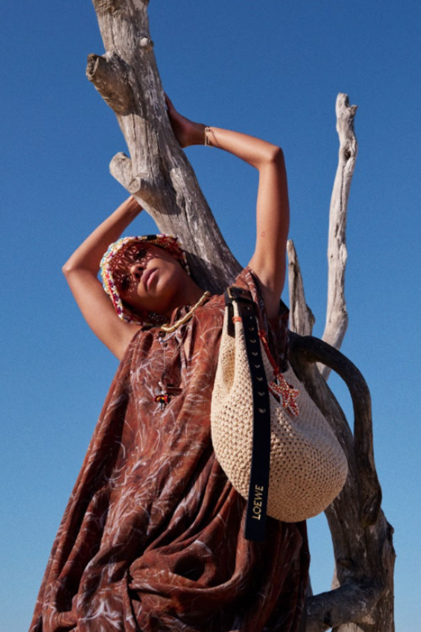 Small Punch Hole Hobo Bag in Raffia and Calfskin