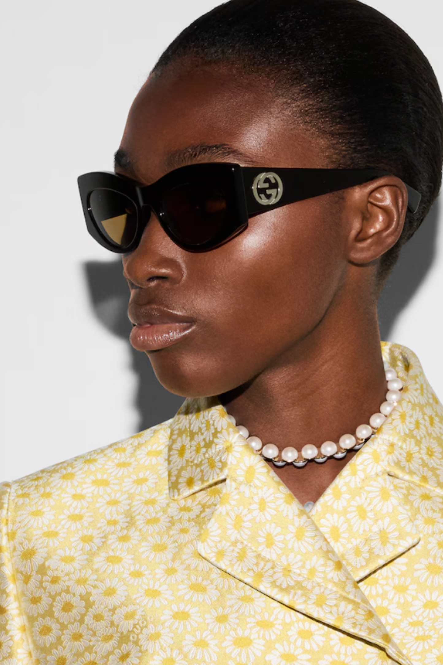 Cat-eye Frame Sunglasses