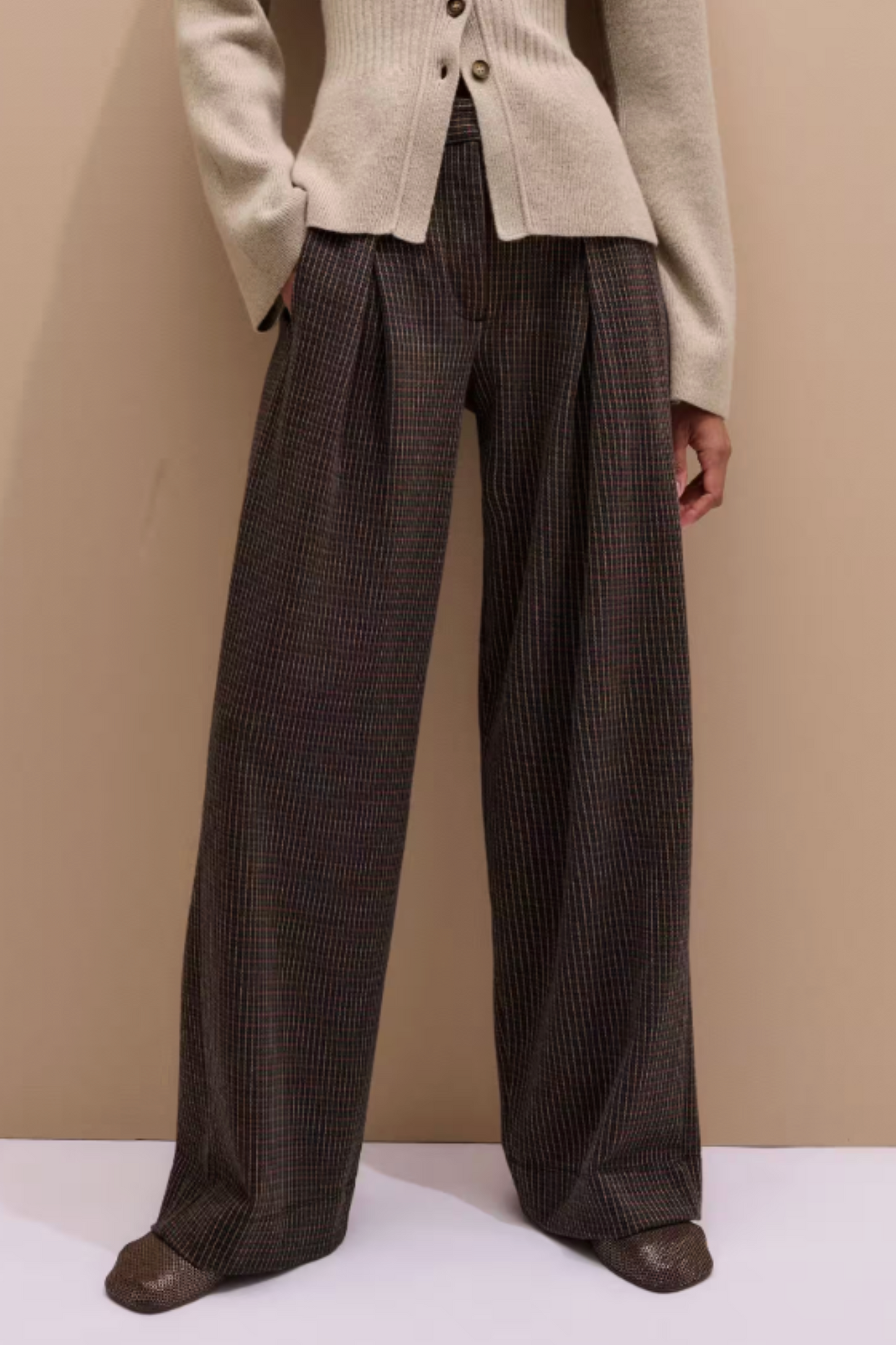 Tapered Trouser Soft Jacquard