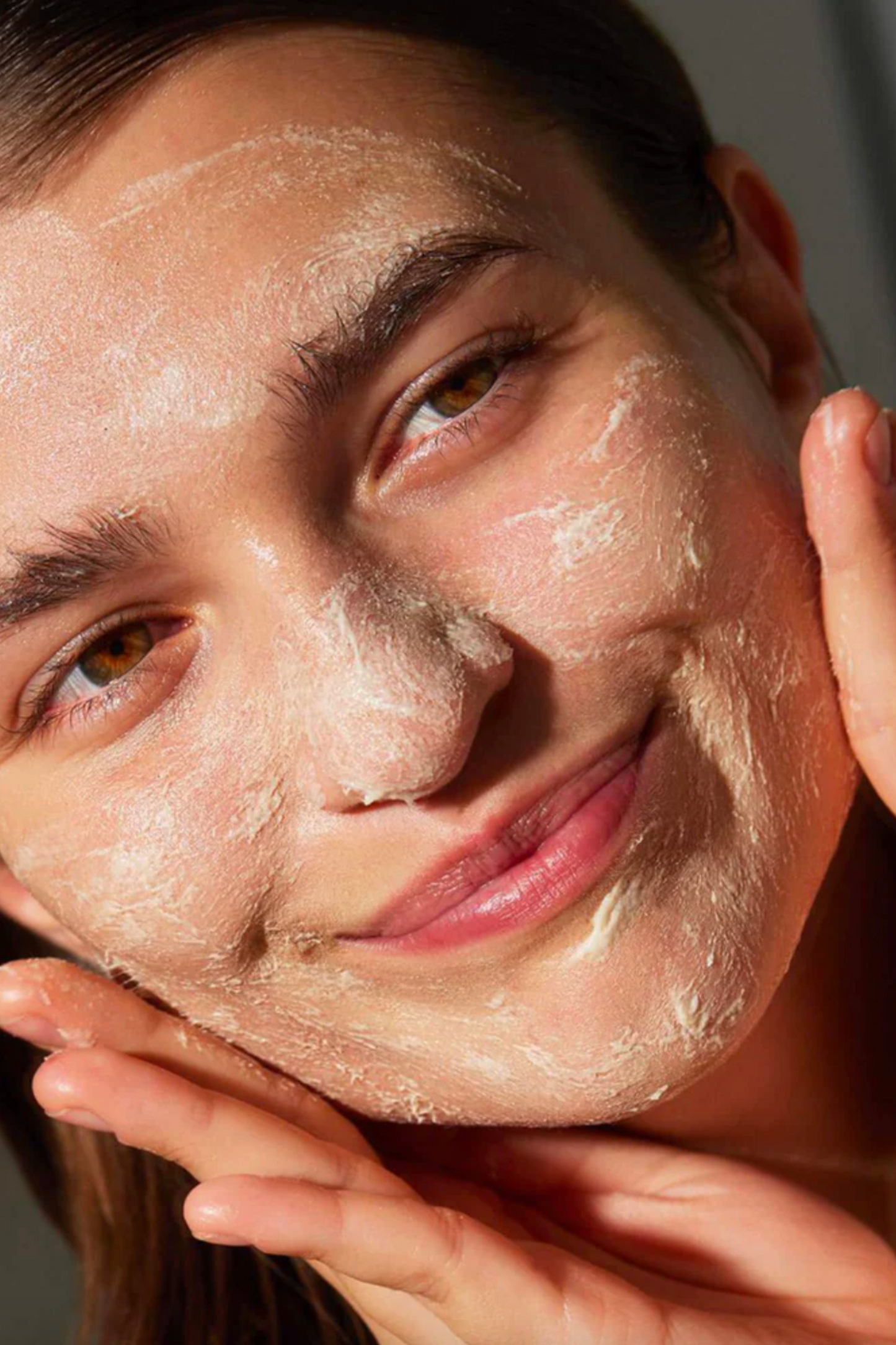 Microderm Instant Glow Exfoliator