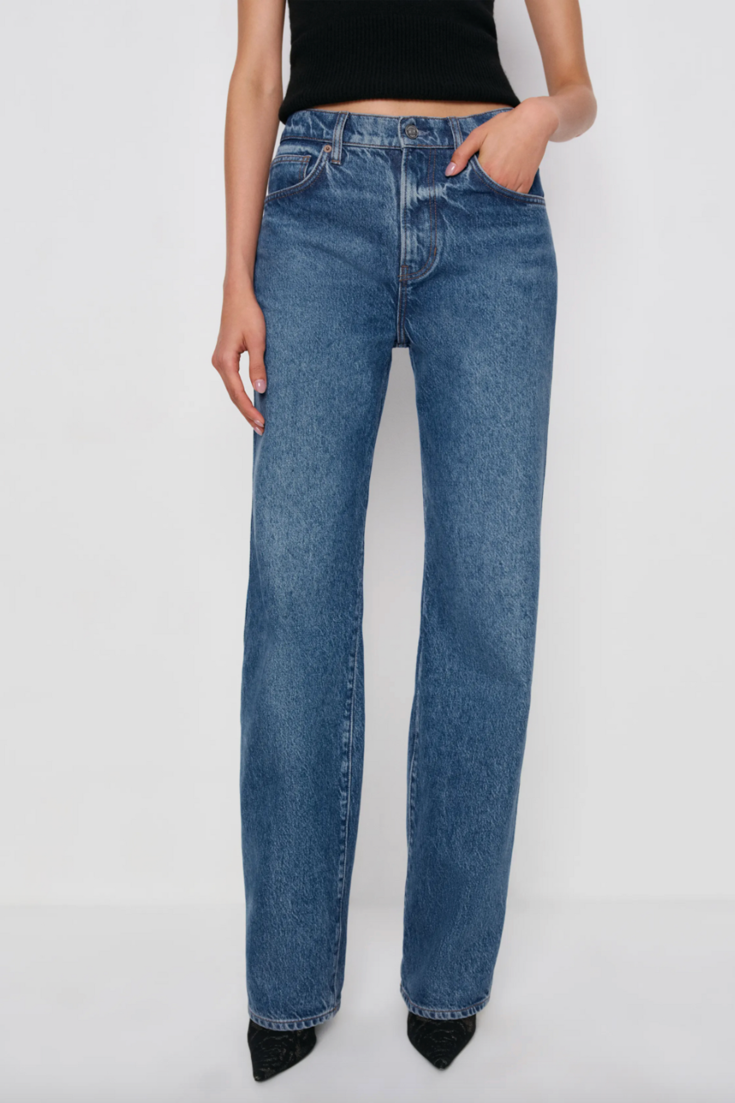 Val 90s Mid Rise Straight Jeans