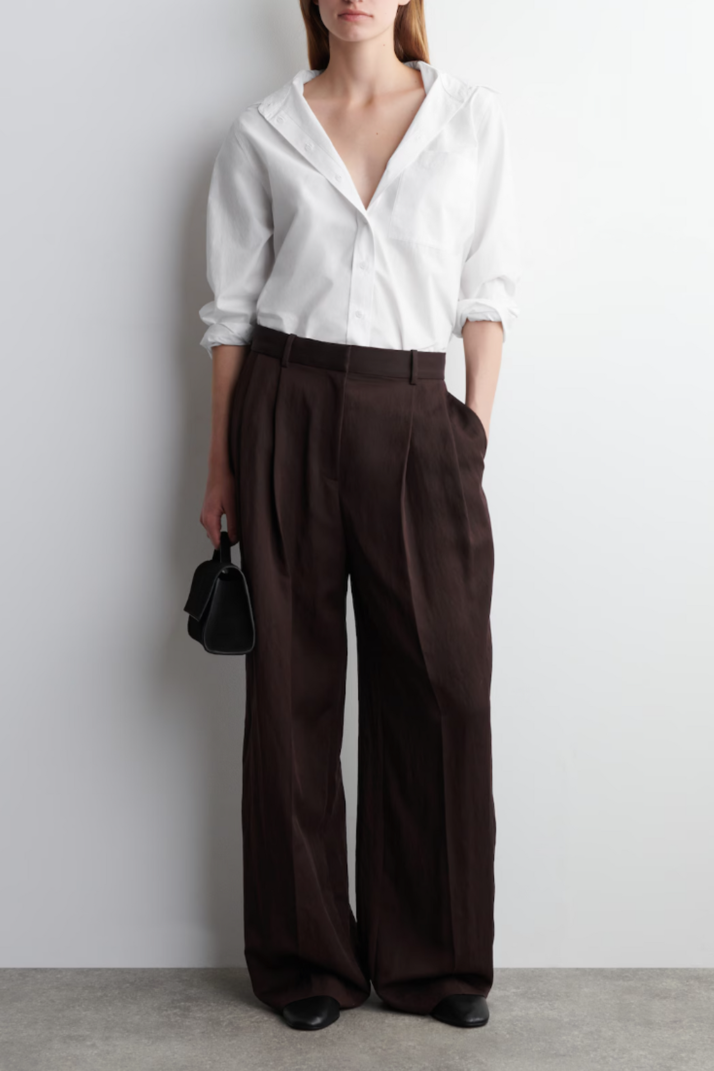 Relaxed Fluid Wide-Leg Trousers