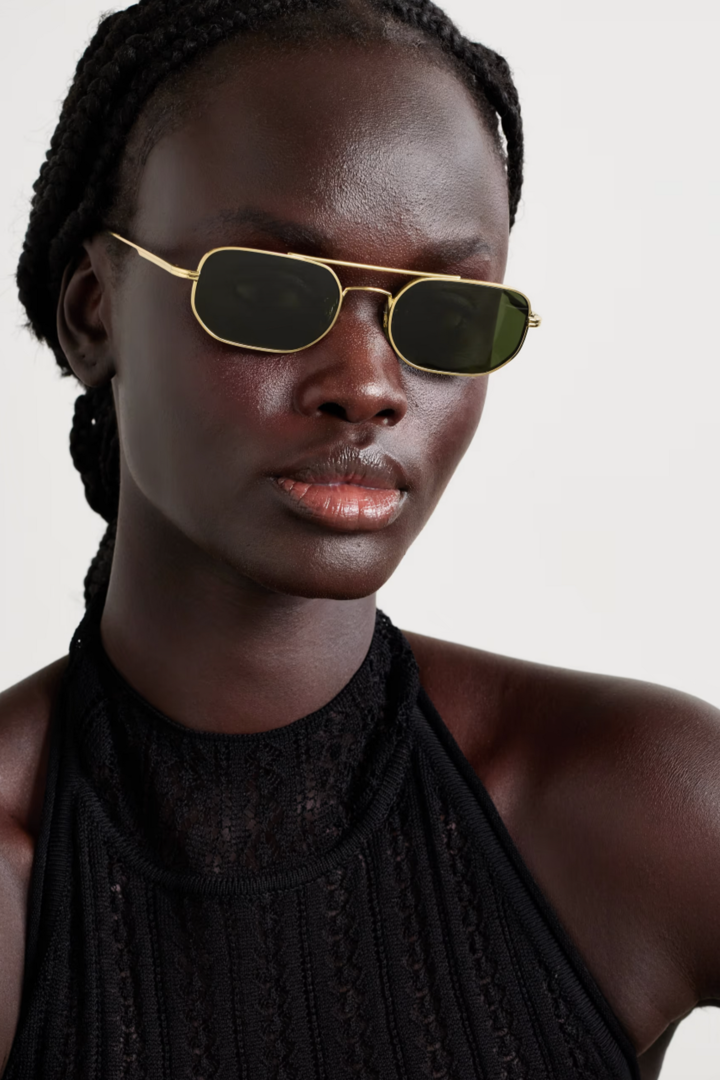 1989c Aviator Style Gold Tone Sunglasses