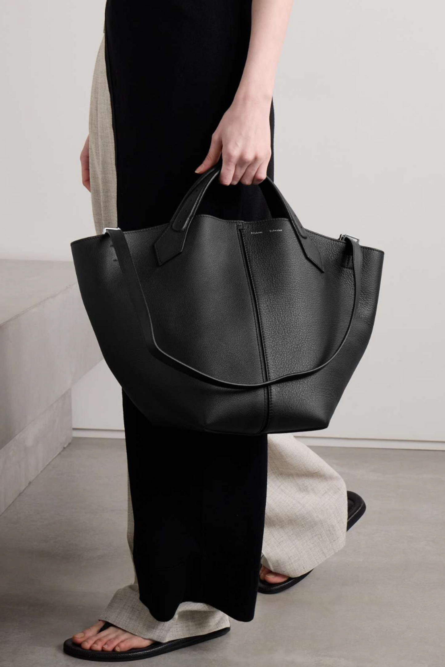 Large Chelsea leather tote