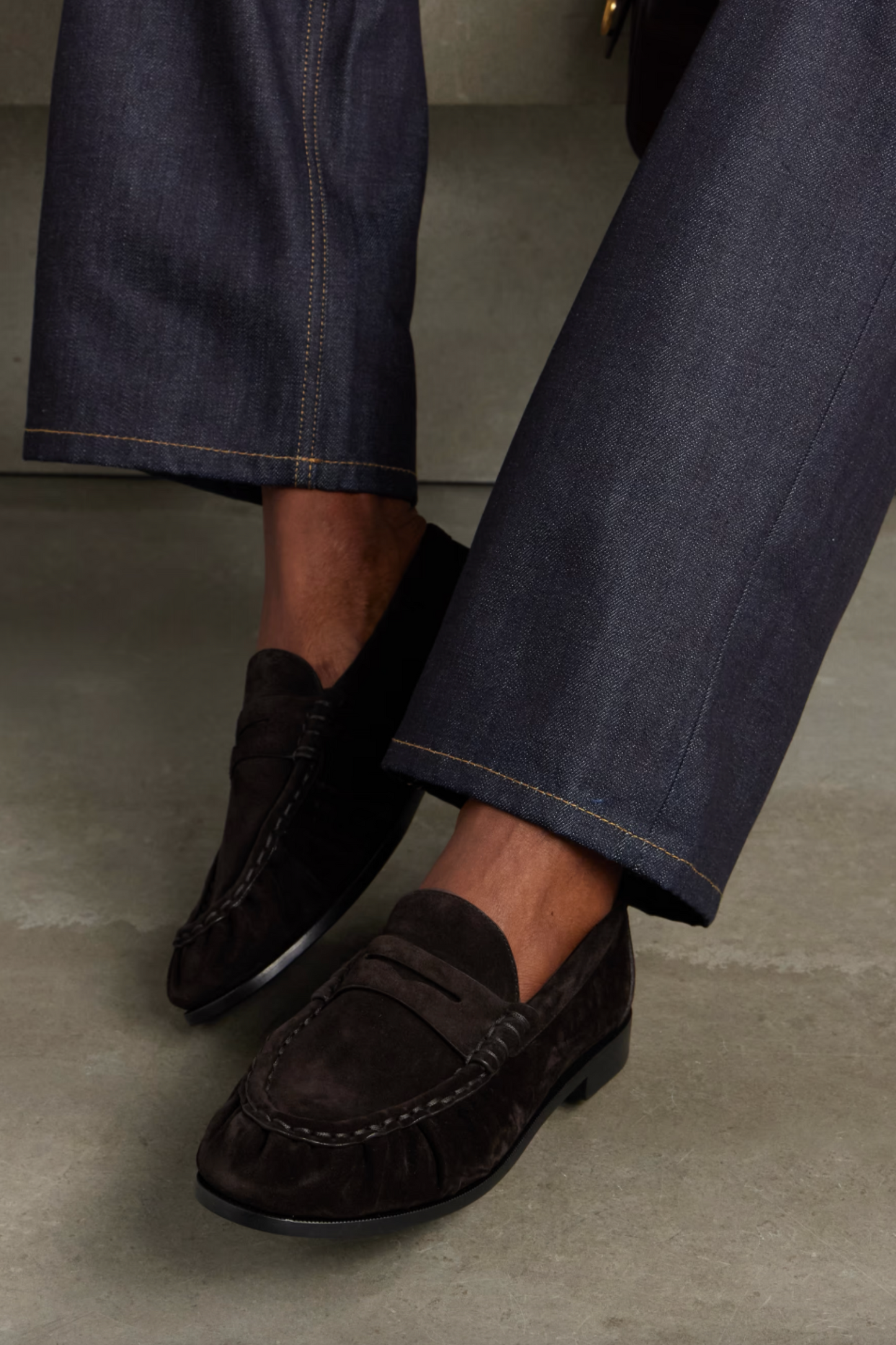 Le Loafer Logo-embellished Suede Loafers