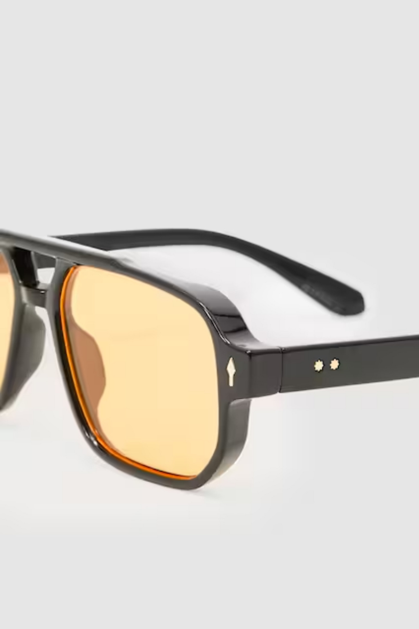 Monokel Jet Sunglasses in Black