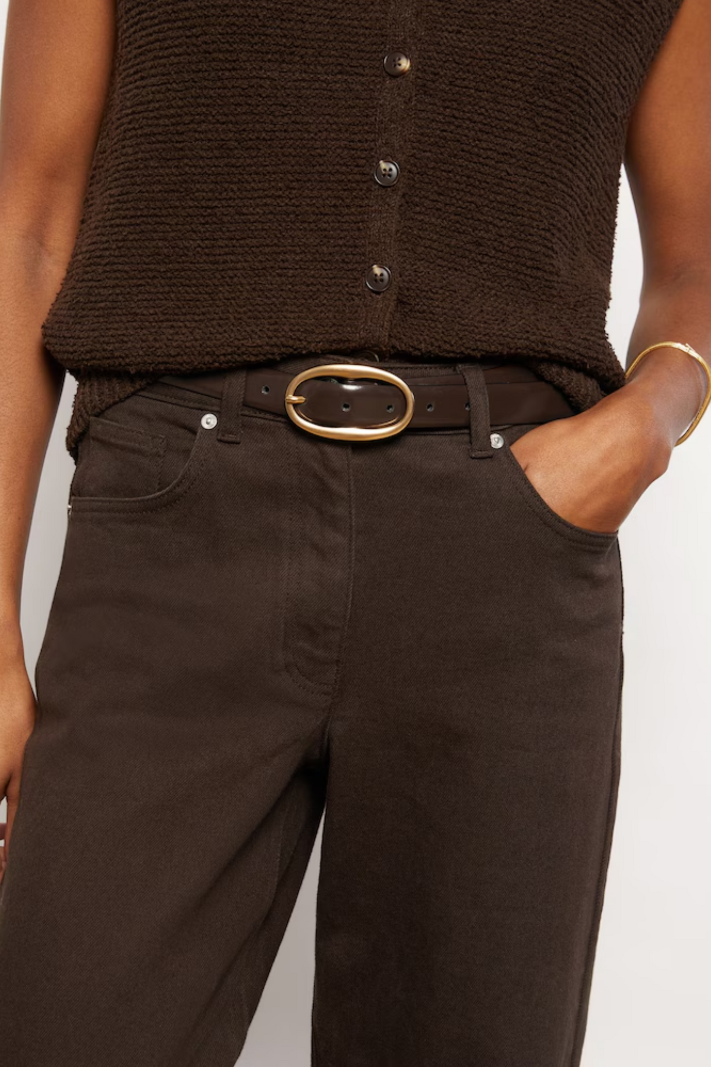 Patent Leather Oval Buckle Belt in Chocolate