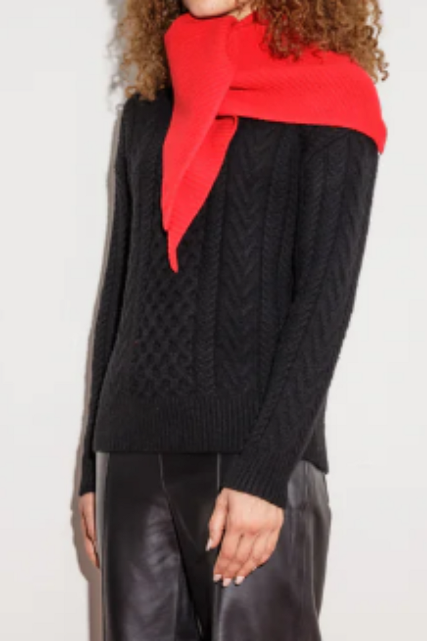 Triangle Knitted Cashmere Scarf in Red