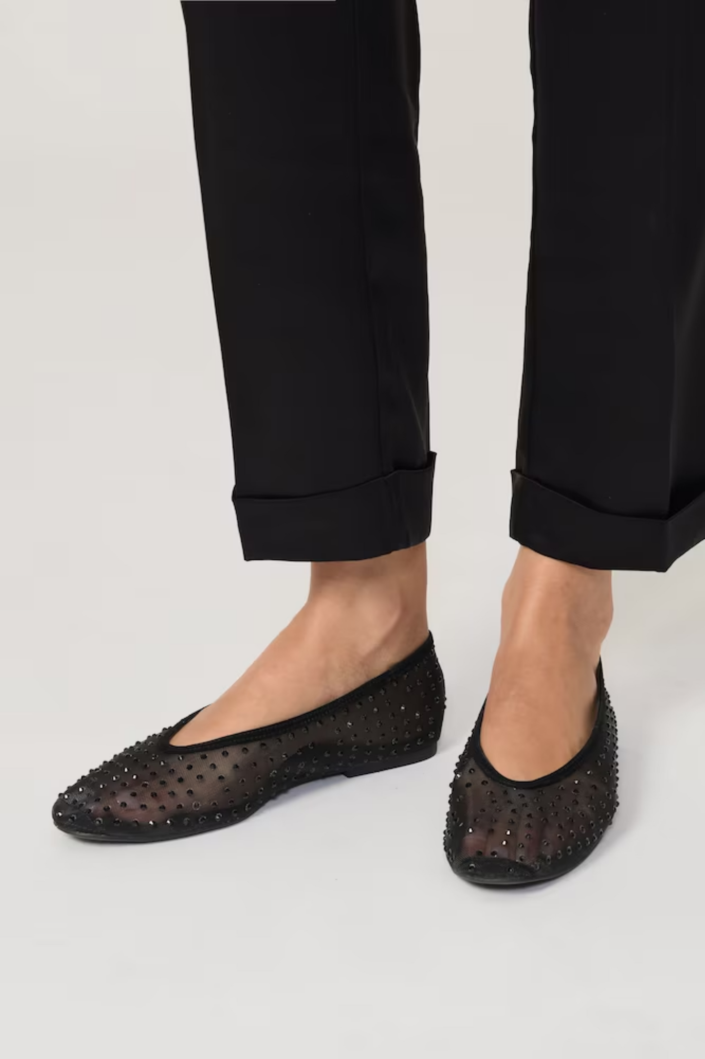 Mesh Embellished Ballet Flats in Black