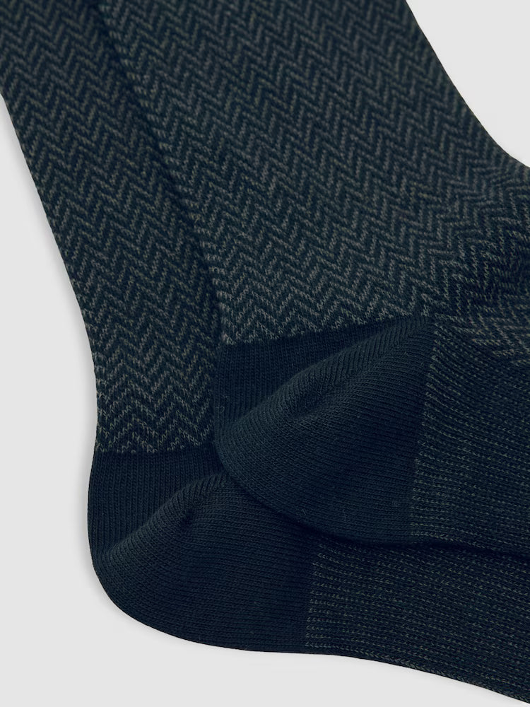 Otto Cotton-Blend Herringbone Socks in Charcoal