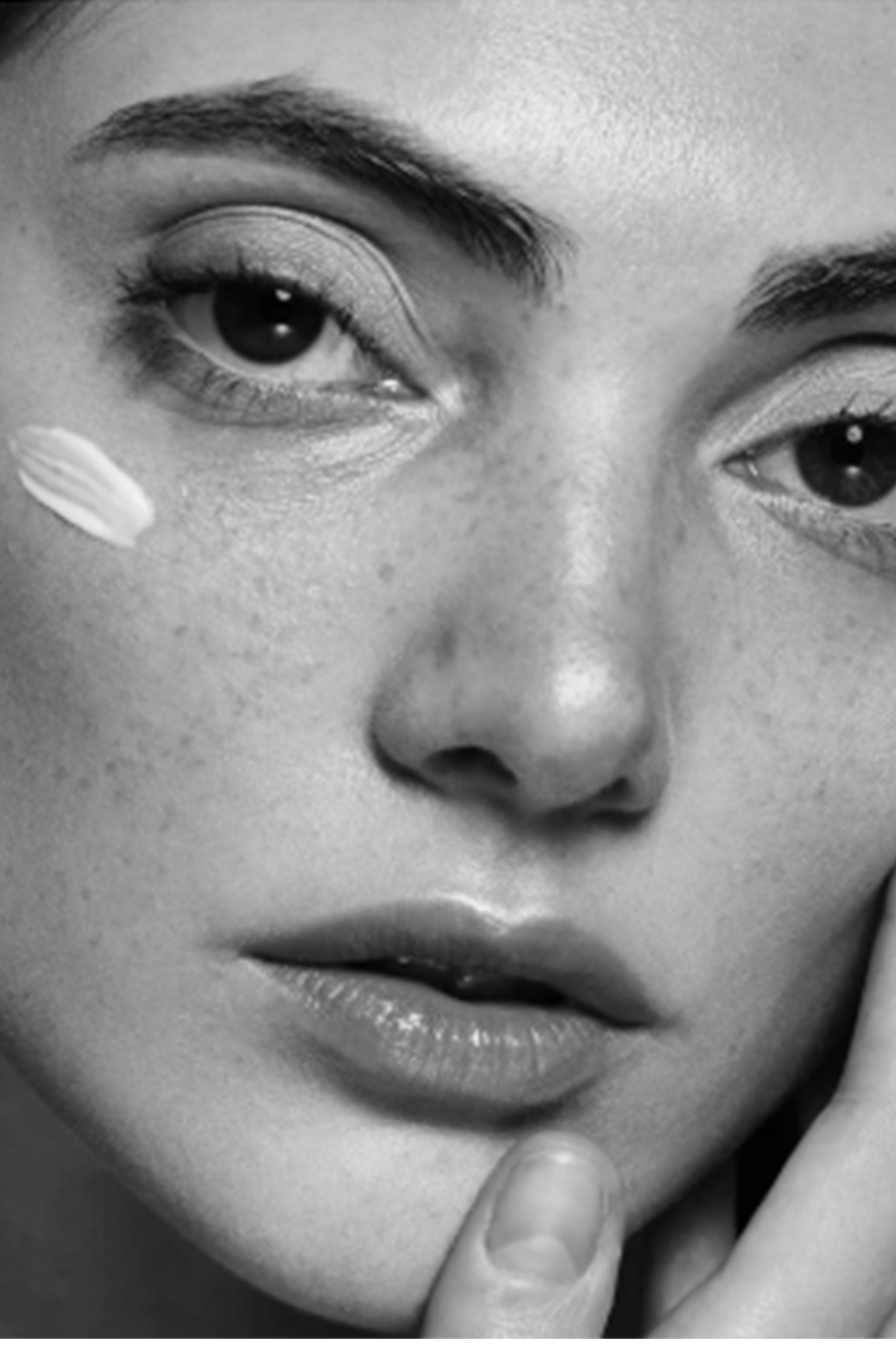 Active Glow IllumIntense Serum