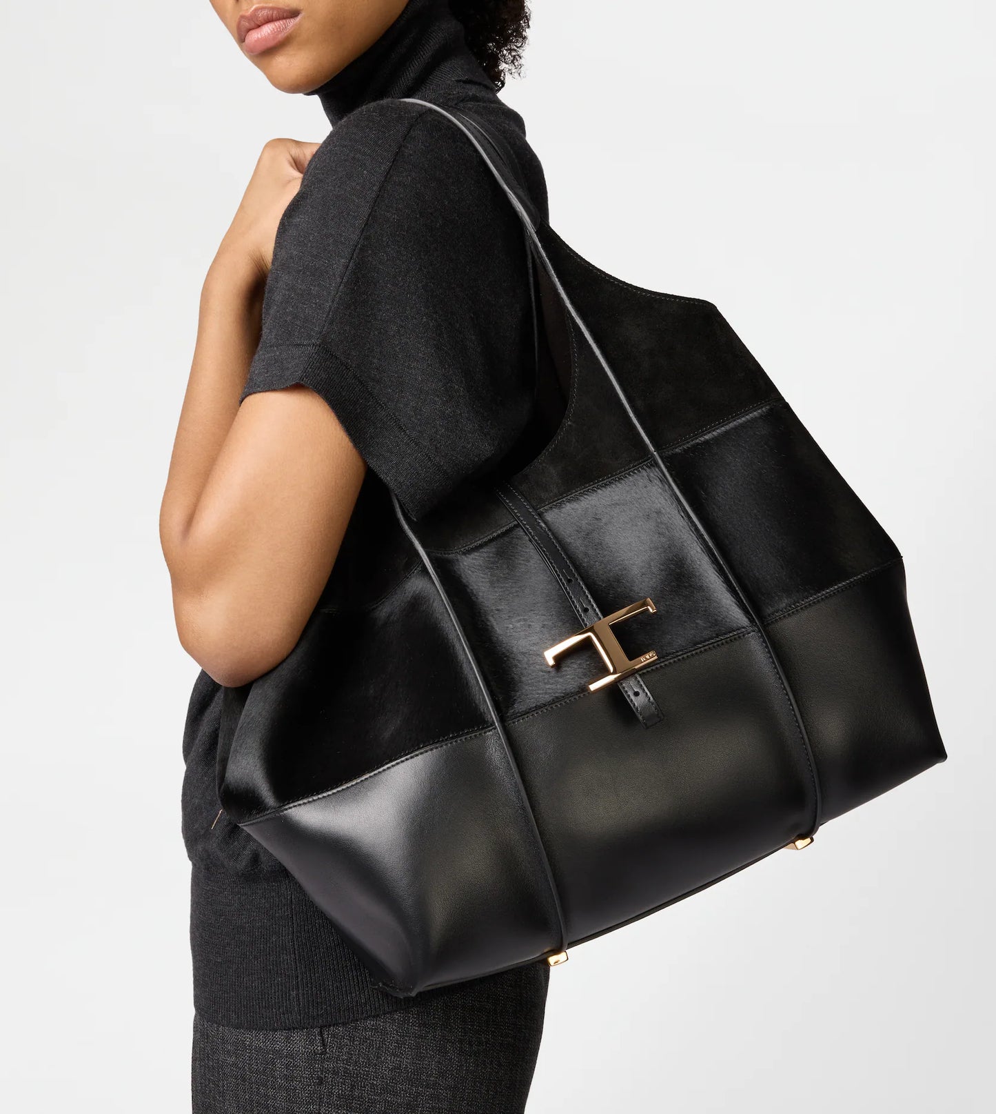 T Timeless Shopping Bag in Leather Medium
