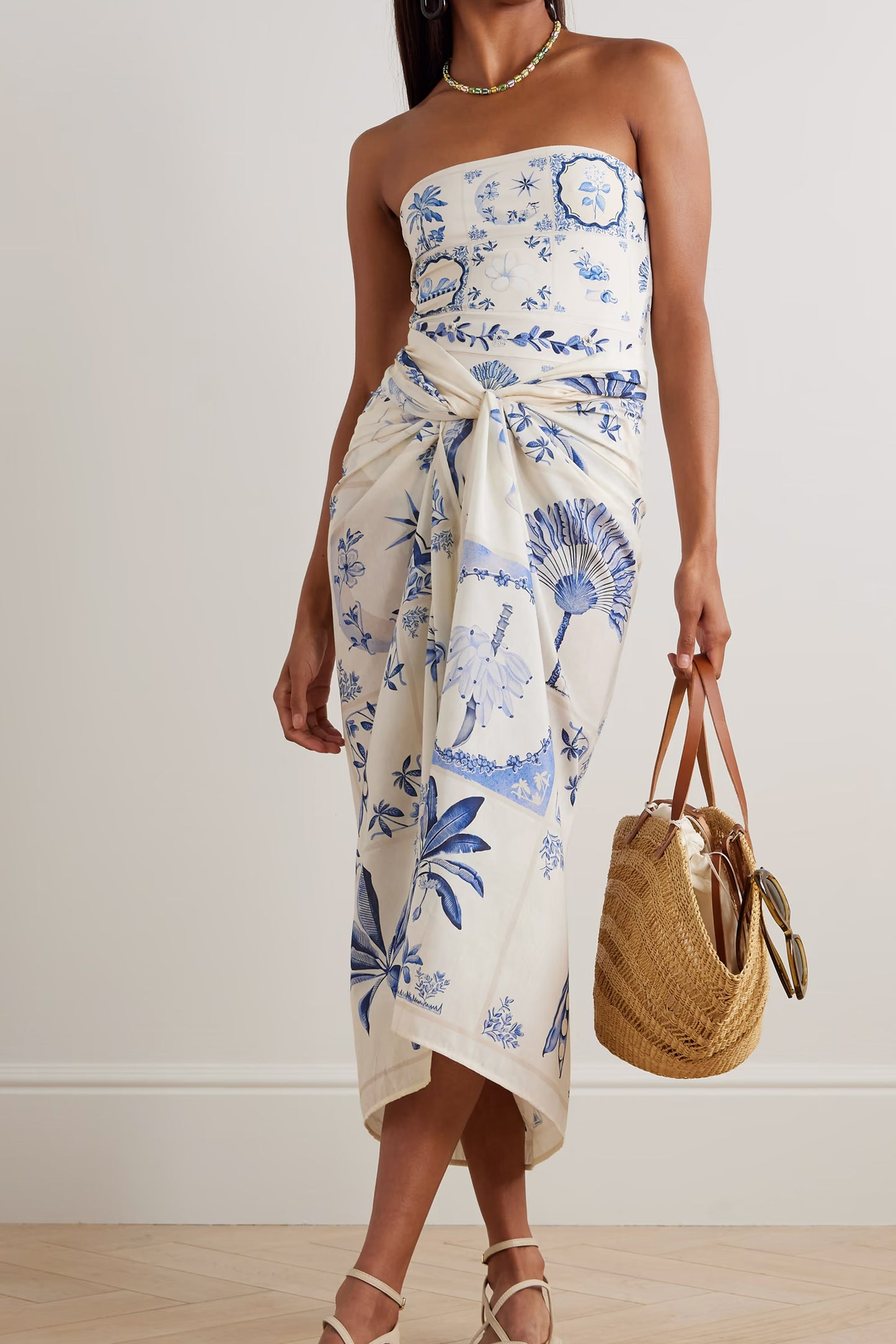 Lavanda Wild Floral-Print Cotton And Silk-Voile Pareo