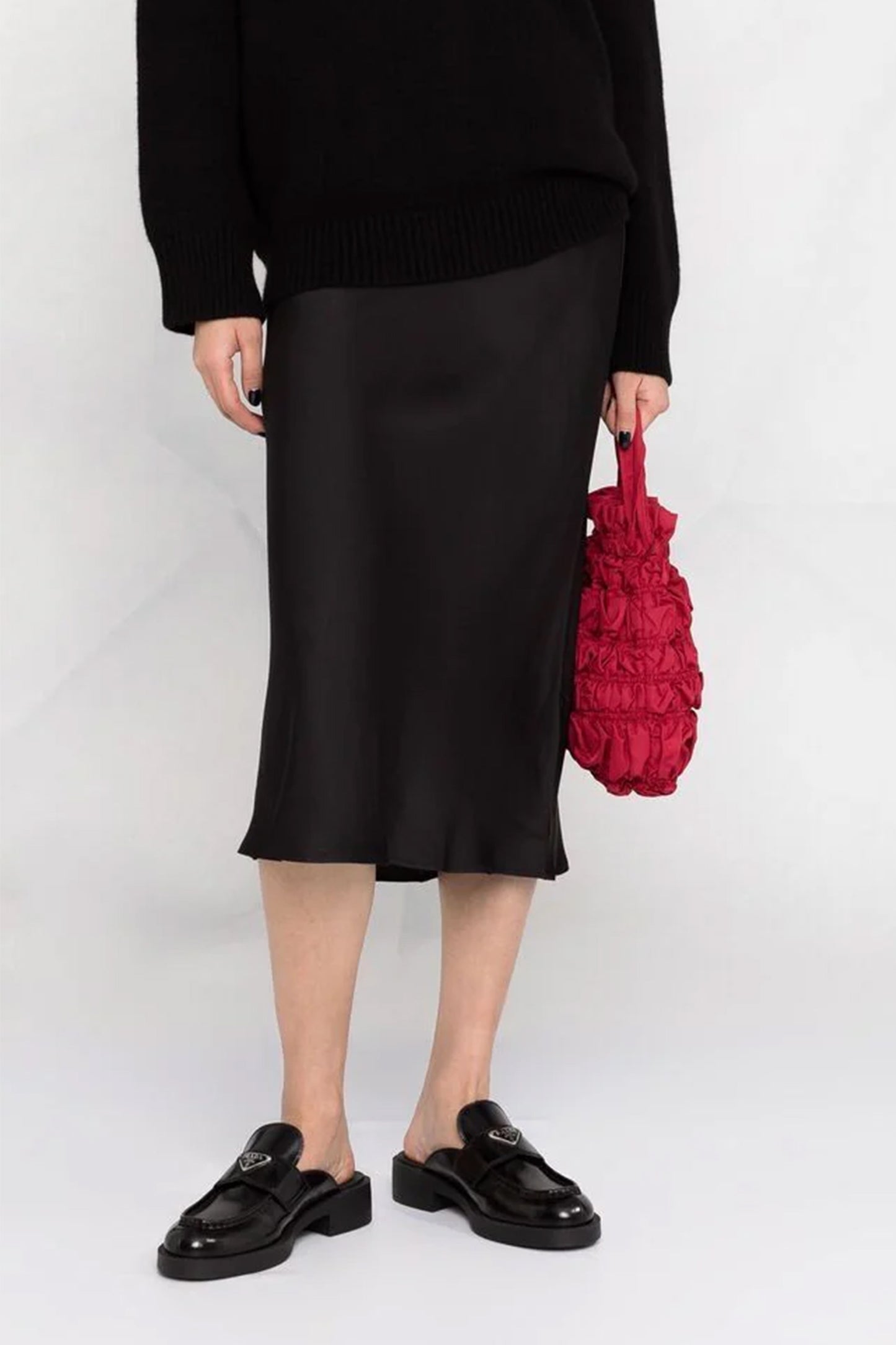 Bar Fluted Silk Skirt Black