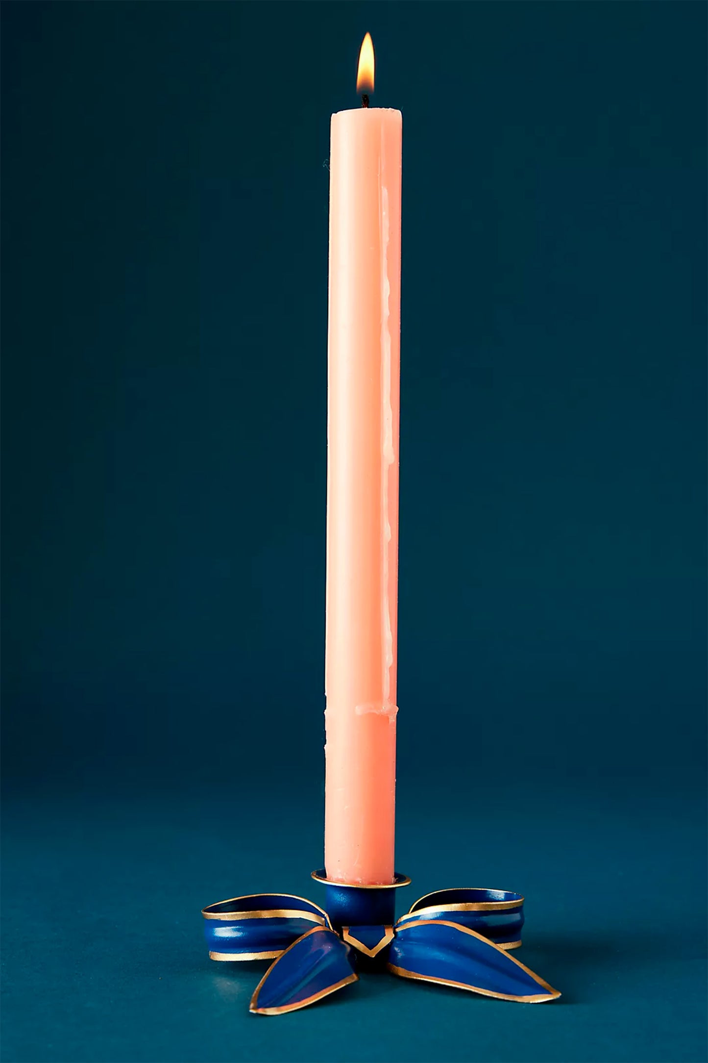 Tooka Bow Candle Holder