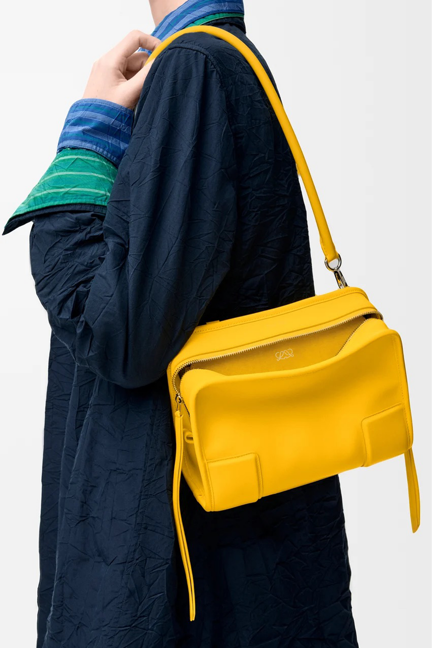 Small Amazona 180 Bag in Soft Calfskin