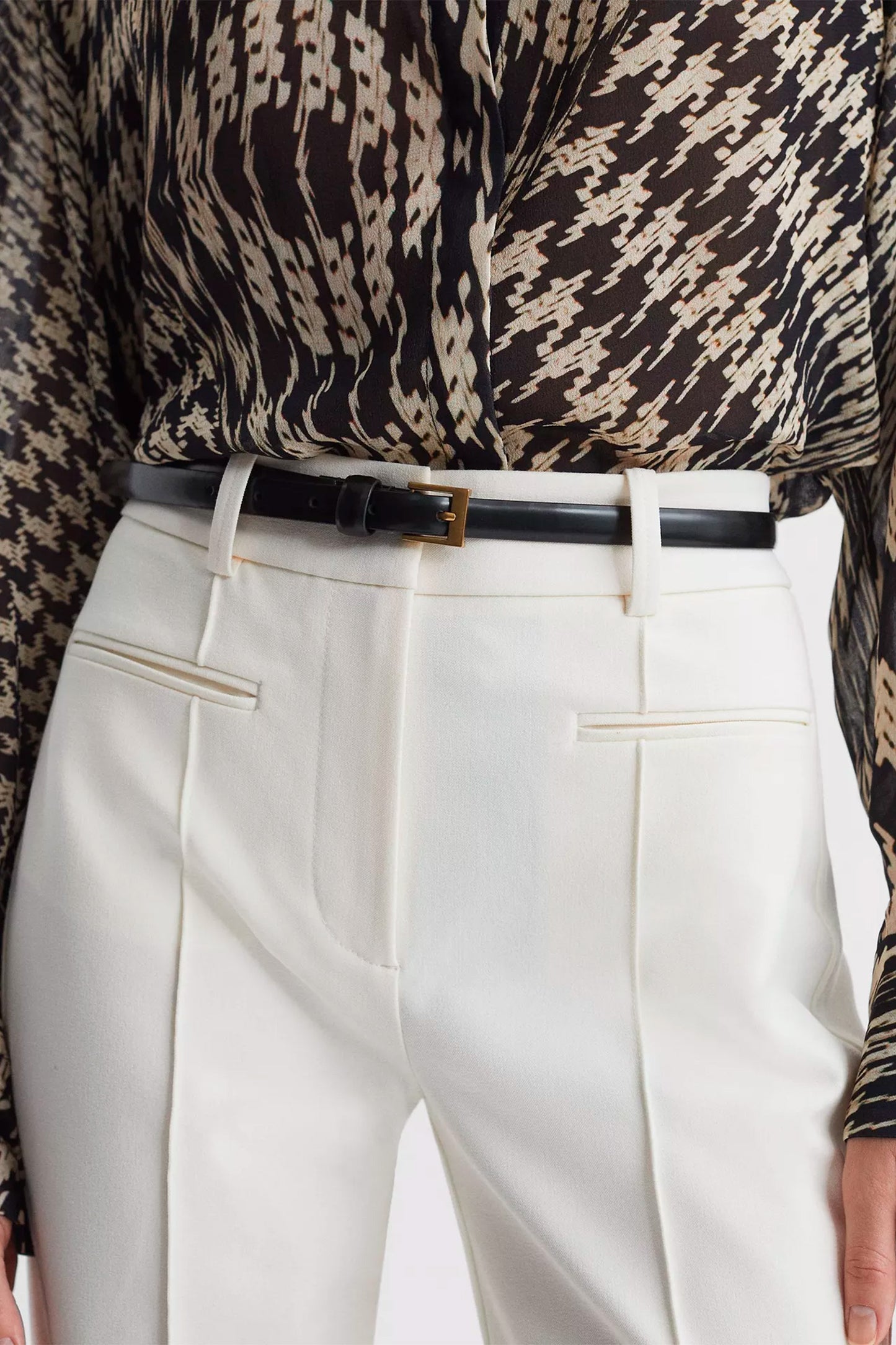 Holly Thin Leather Belt in Black
