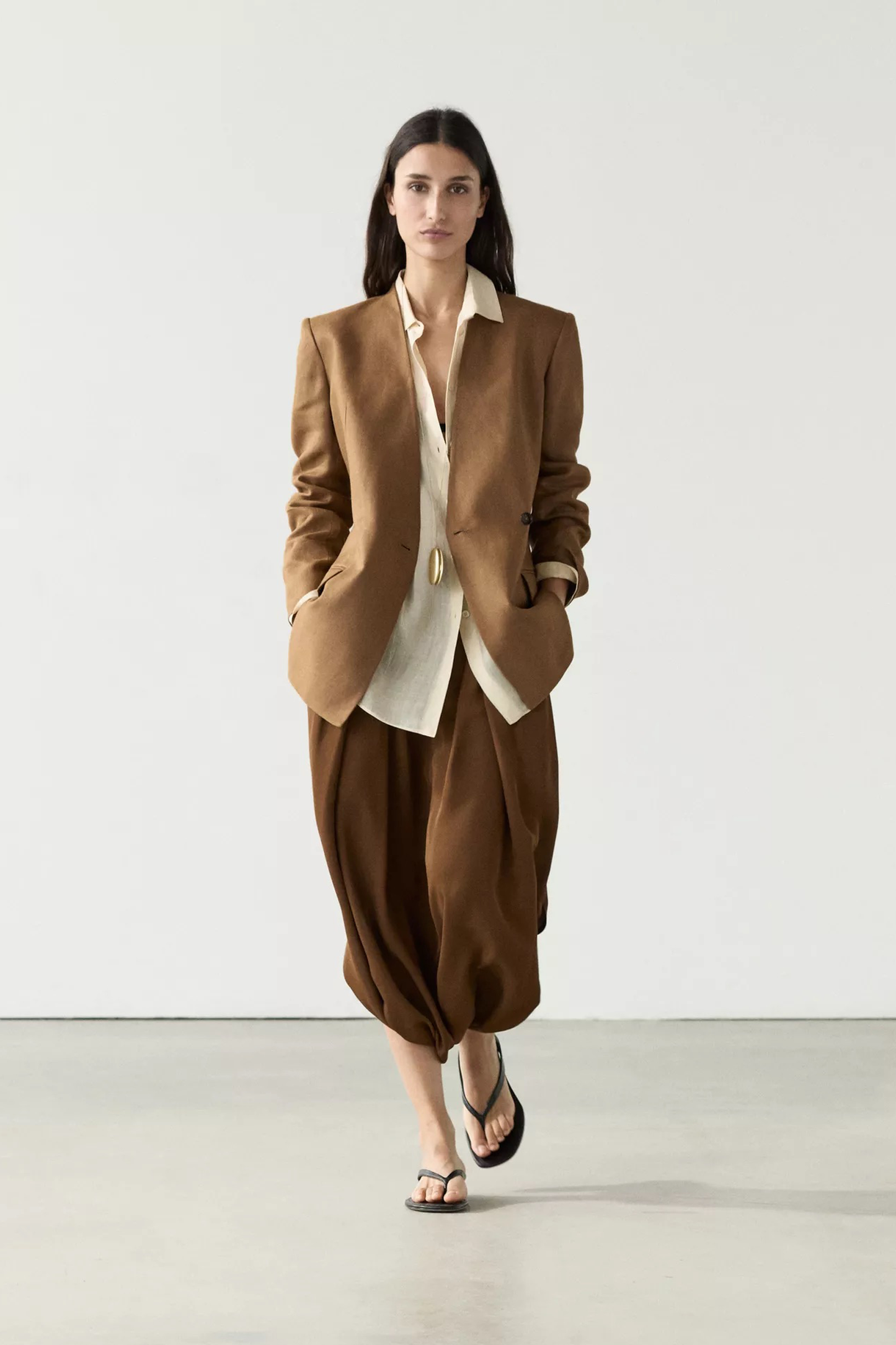 Double-breasted Linen Lapelless Blazer