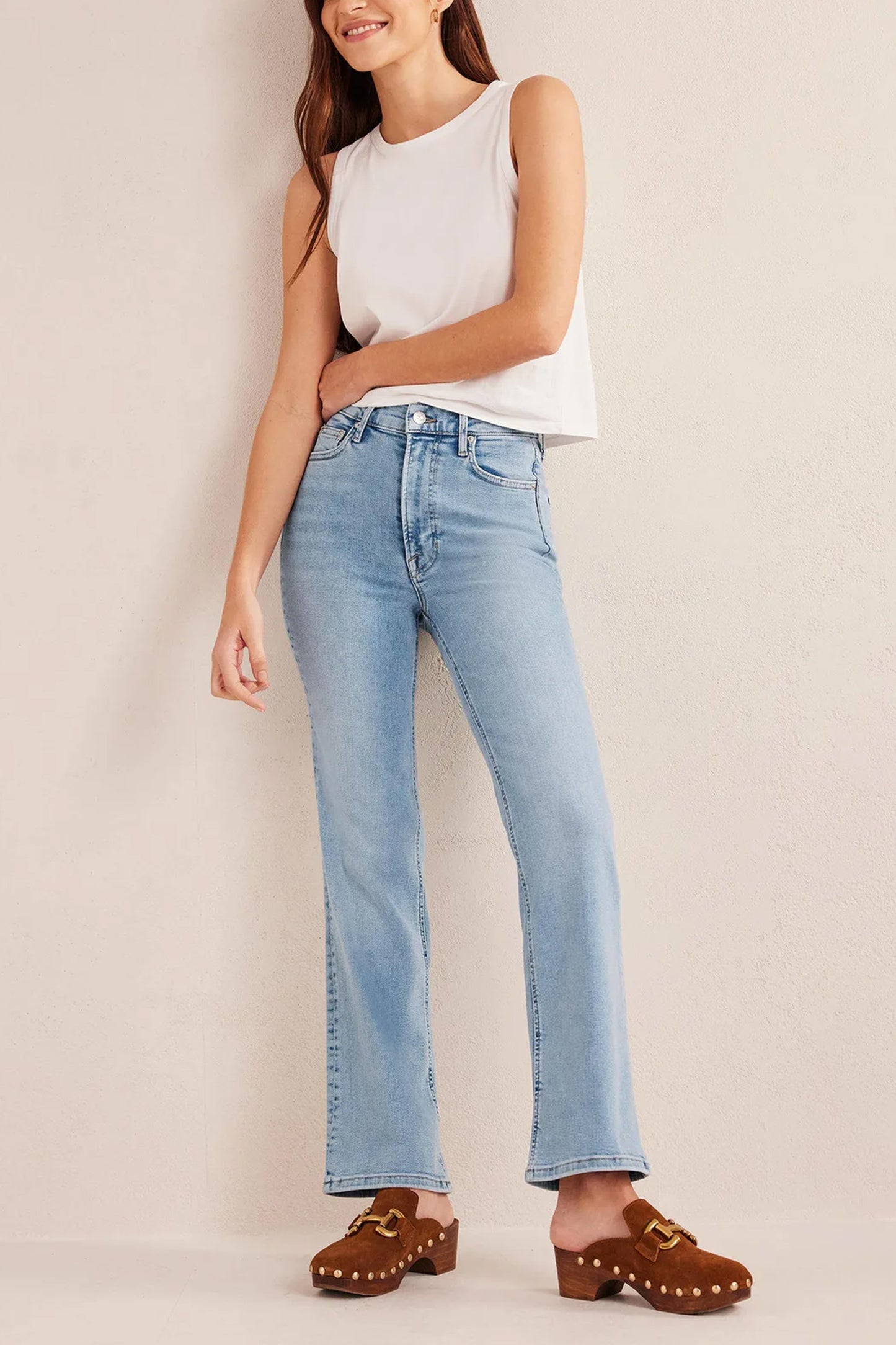 High Rise True Light Vintage Straight Jeans