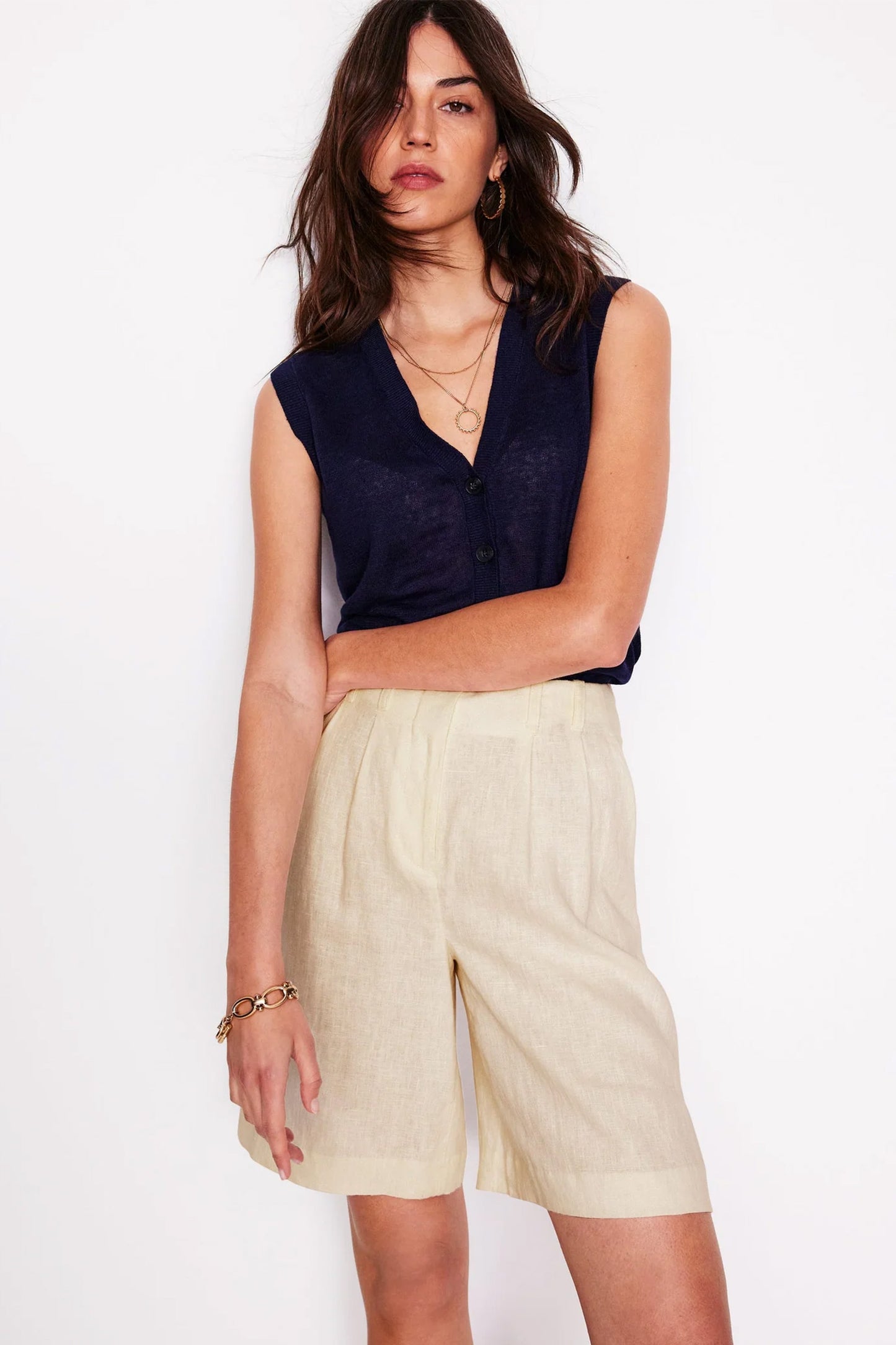 Pleat Linen Wide Leg Shorts