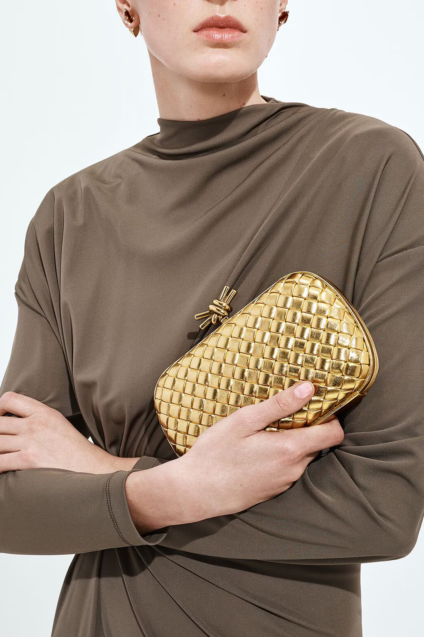 Knot in Gold