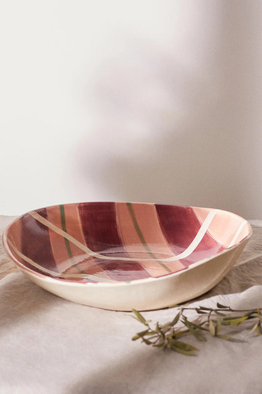 Crosshatch large stoneware serving bowl