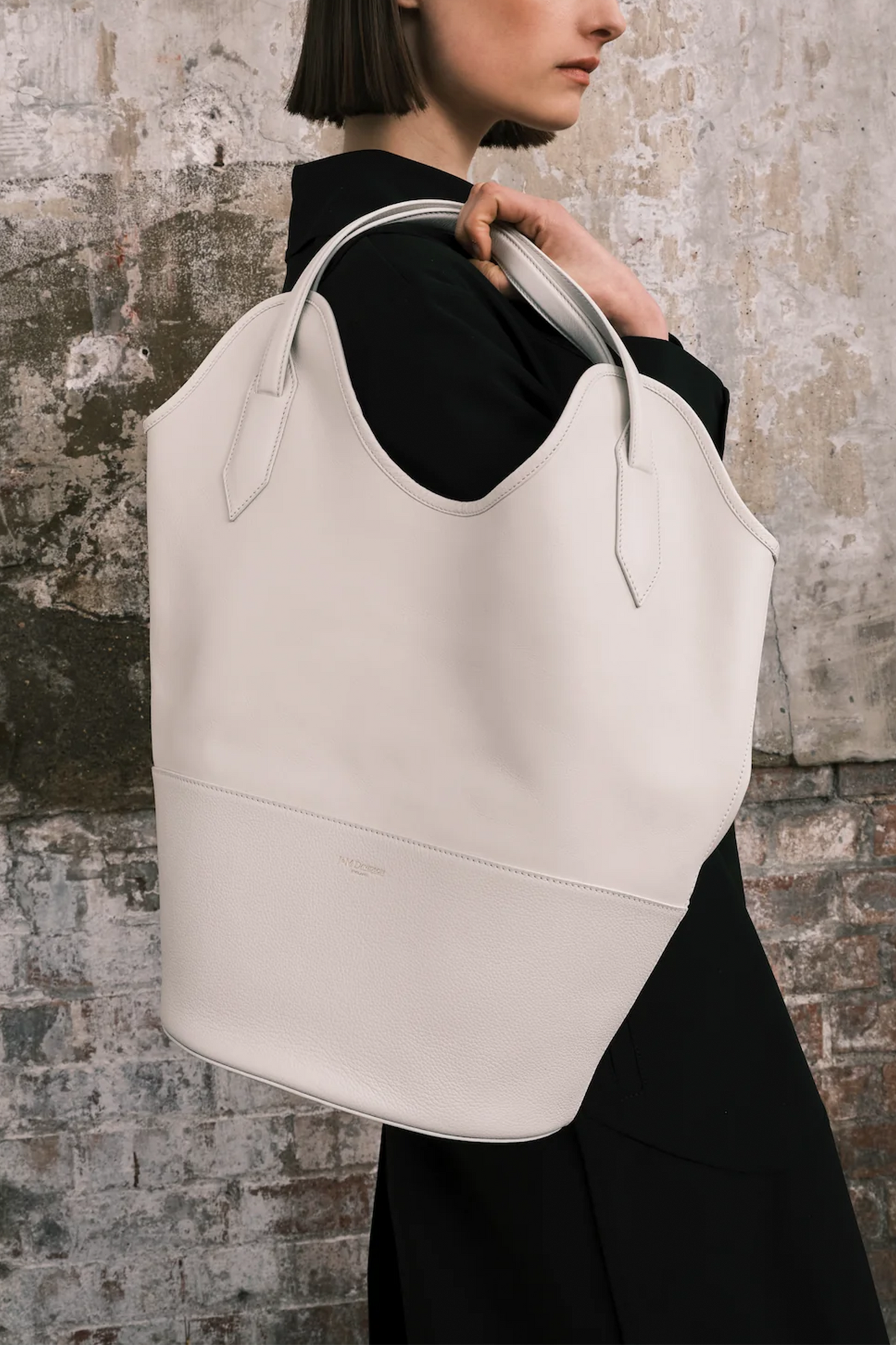 Ray Bucket Bag