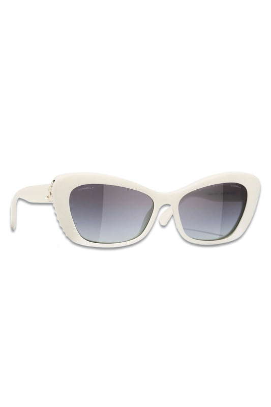 Butterfly Sunglasses CH5481H Opal White/Blue Gradient