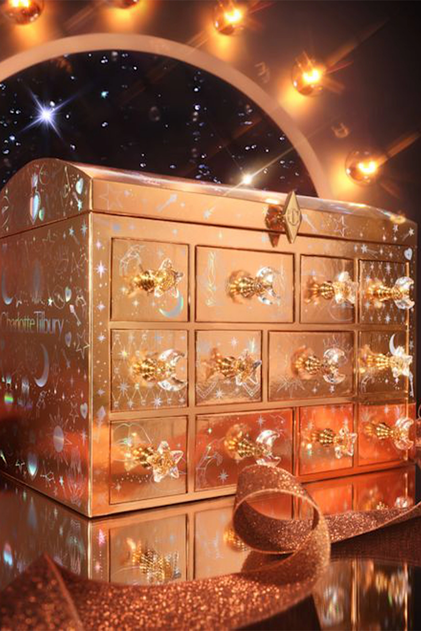 Charlotte Tilbury Beauty Treasure Chest 2025