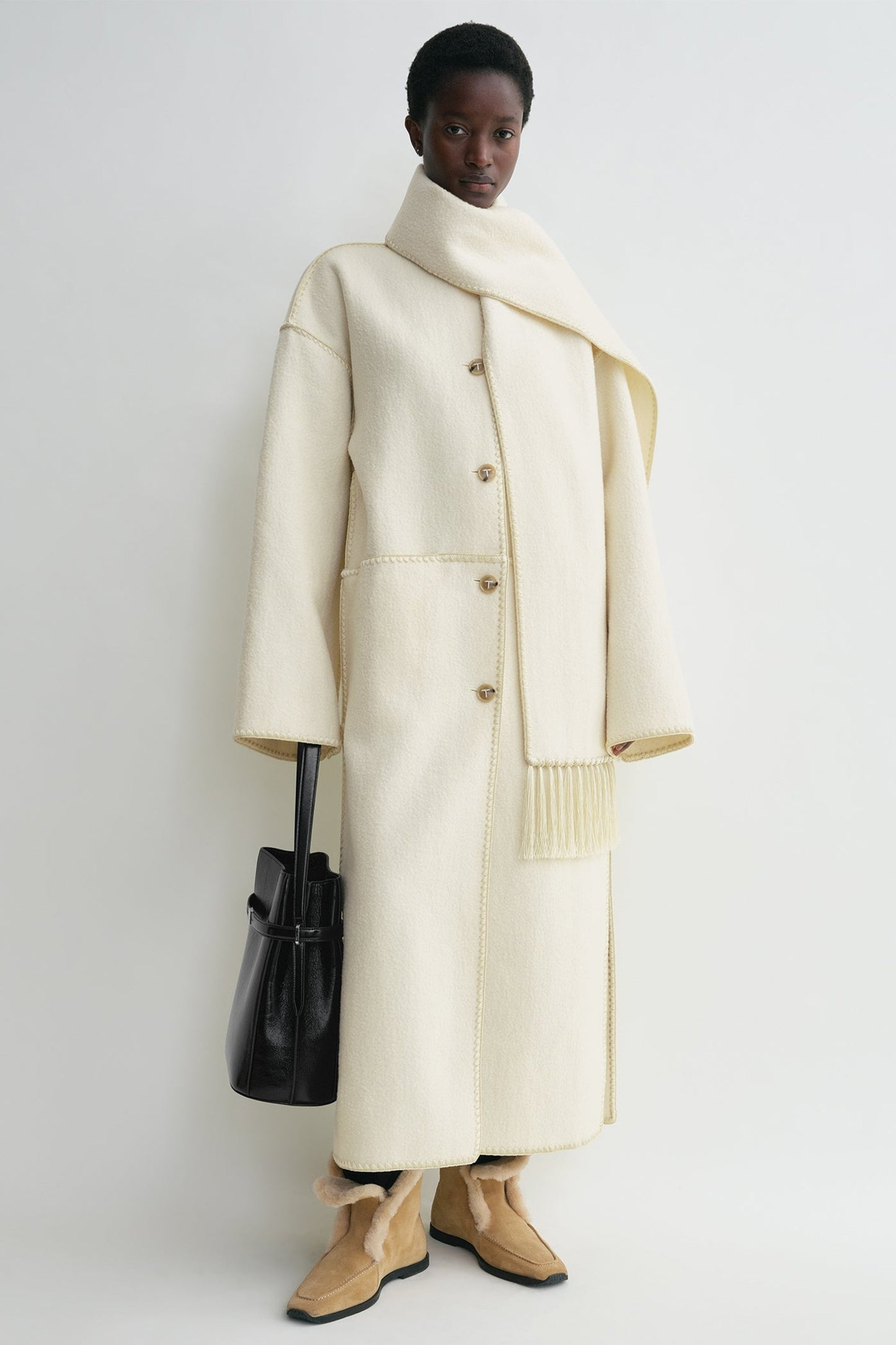Embroidered Scarf Coat Off White