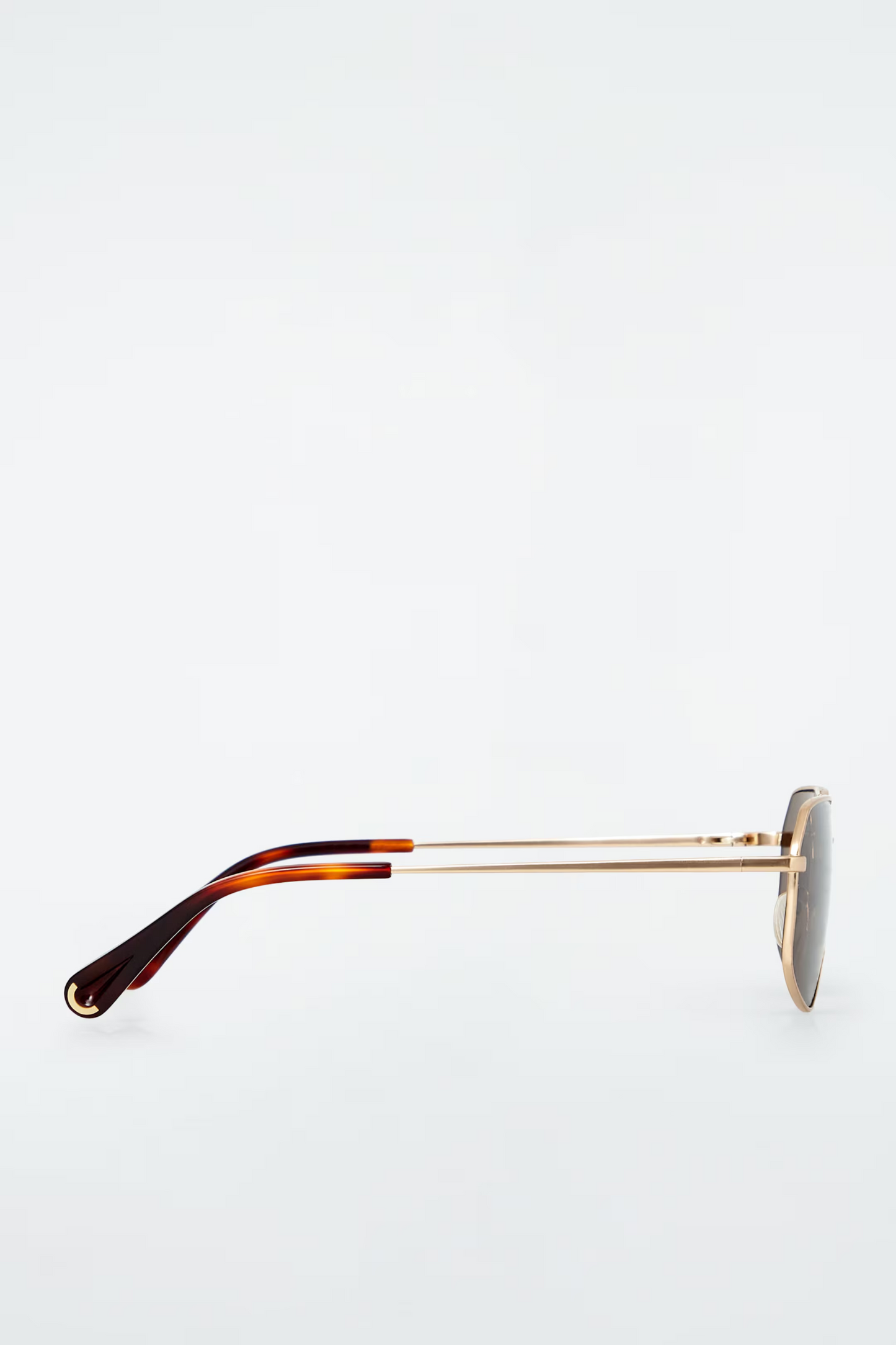 Vista Sunglasses in Aviator