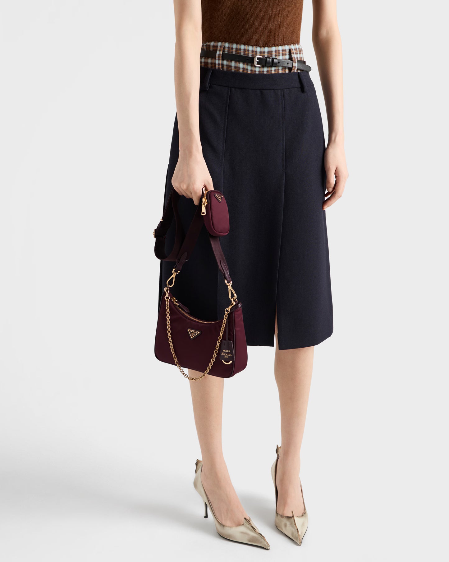 Prada Re-Edition 2005 Re-Nylon bag in Burgundy