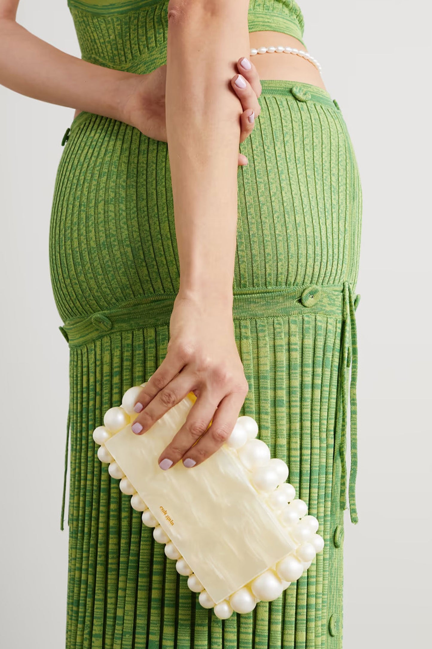 Rent - Eos Clutch