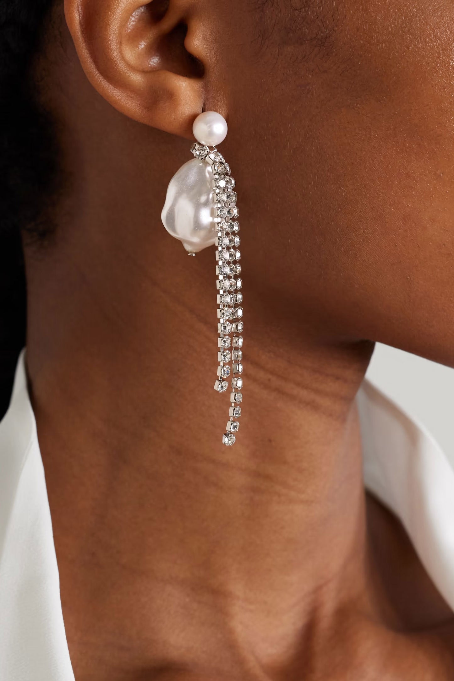 Rhodium-plated Pearl and Crystal Earrings