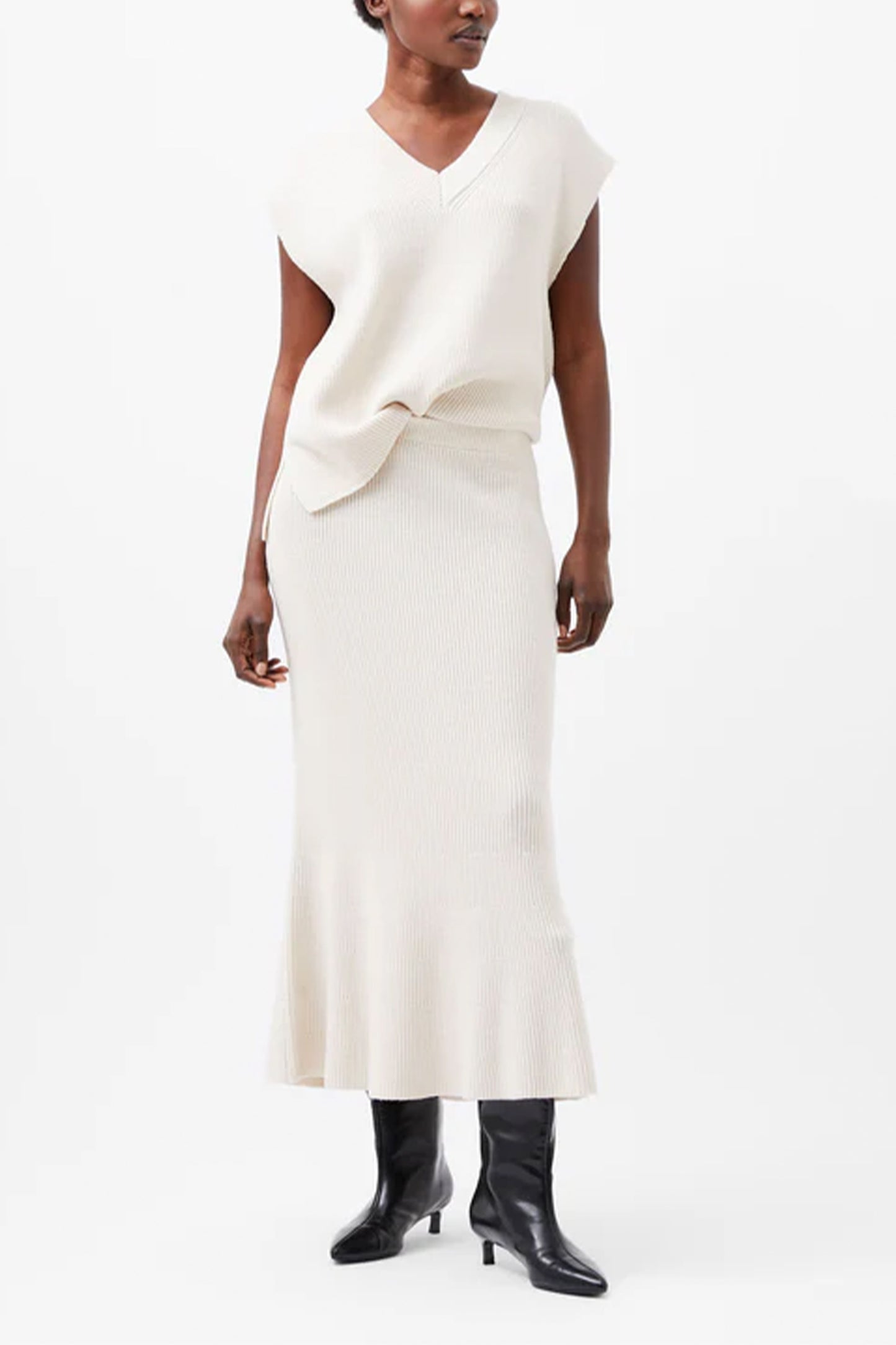 Nariko Rib Knit Vest & Maxi Skirt