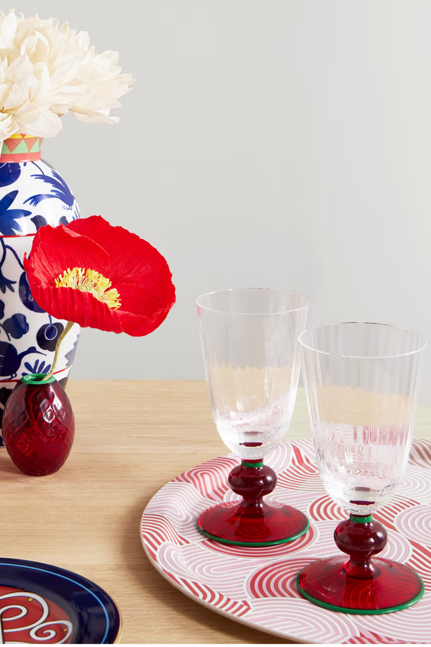 Perfetto Murano Wine Glass