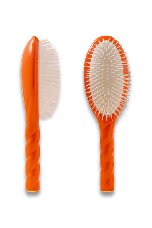 Limited Edition N.07 The Detangling & Stimulating Brush Intense Orange Seventies