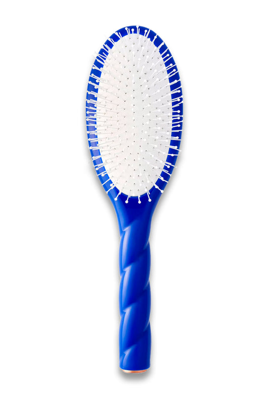 N.04 The Miracle Detangling Scalp Brush