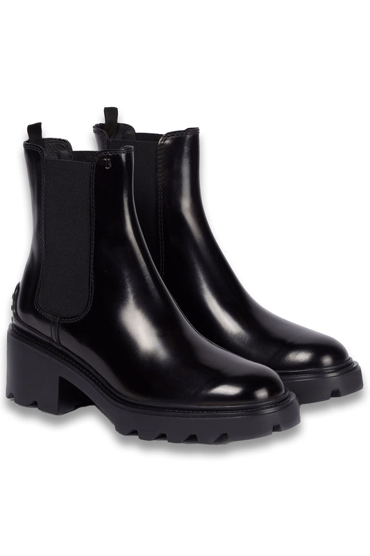 Patent leather Chelsea boots