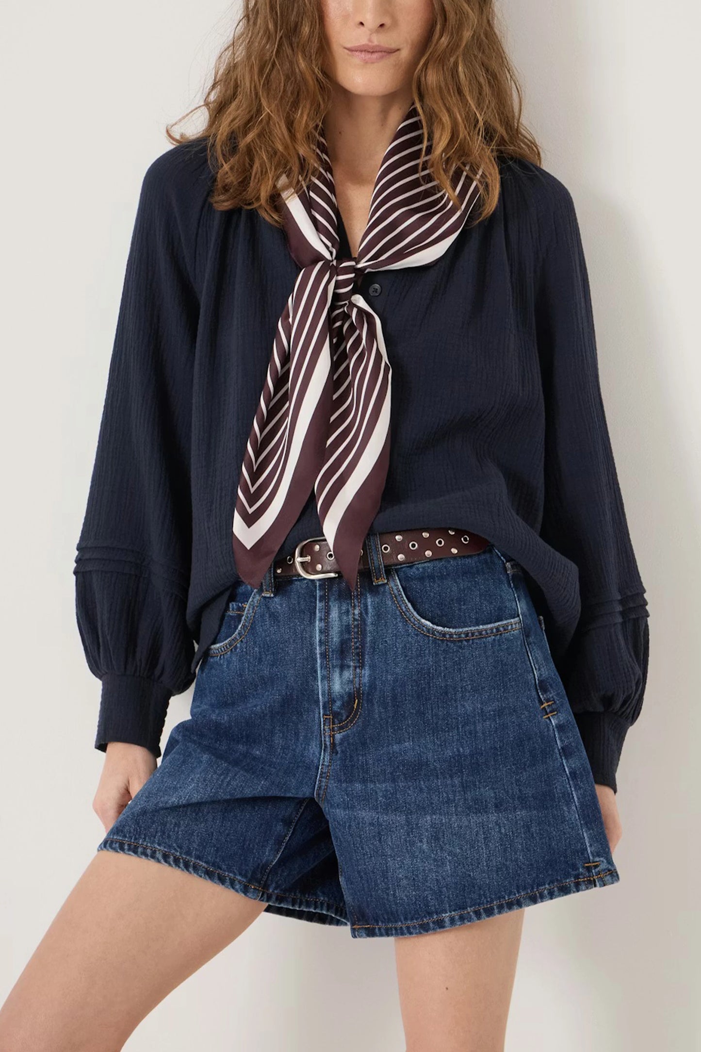 Lightweight Triangle Scarf