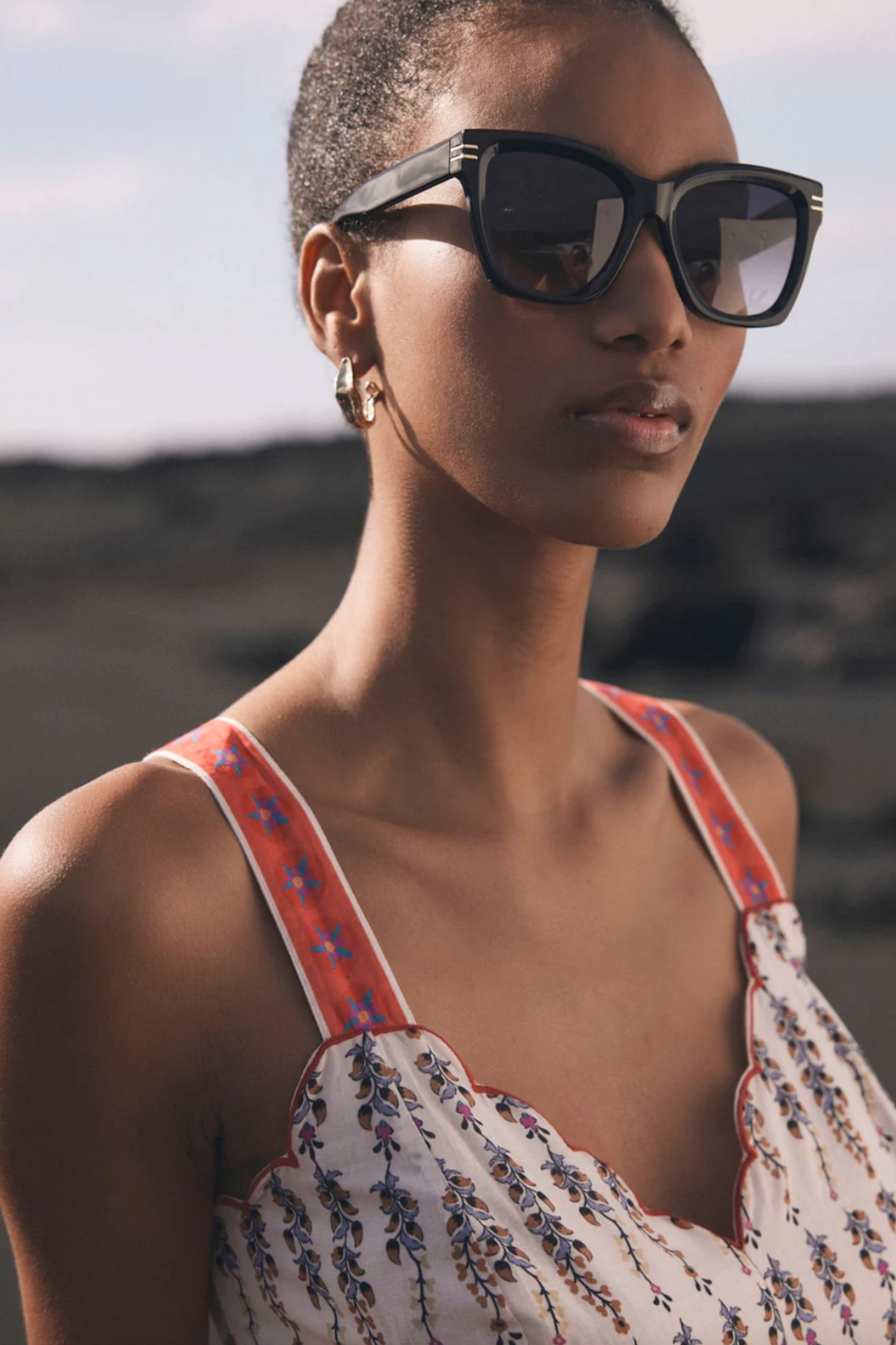 Black Oversized Cat Eye Sunglasses
