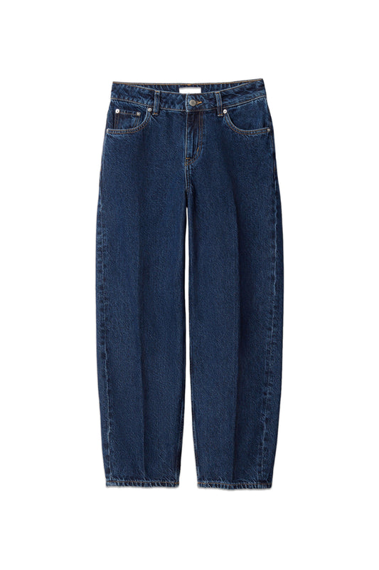 Cropped Barrel-Leg Jeans